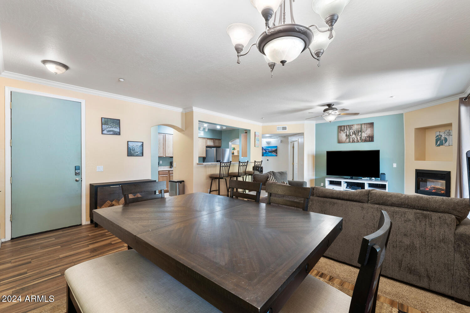955 E KNOX Road, 118