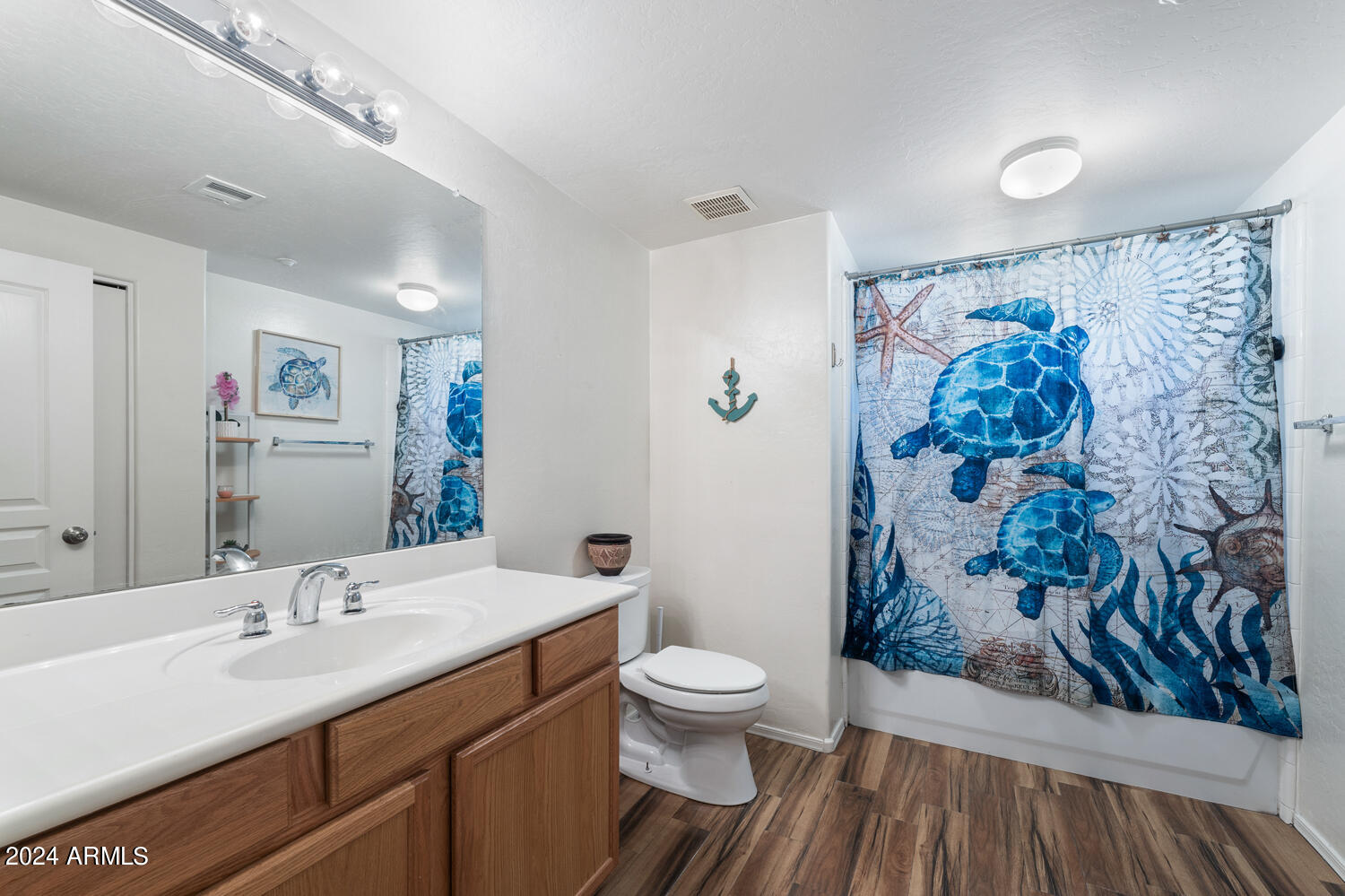 955 E KNOX Road, 118