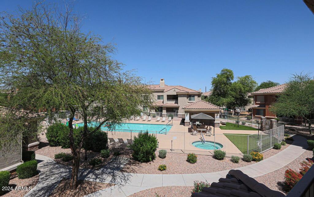 955 E KNOX Road, 118