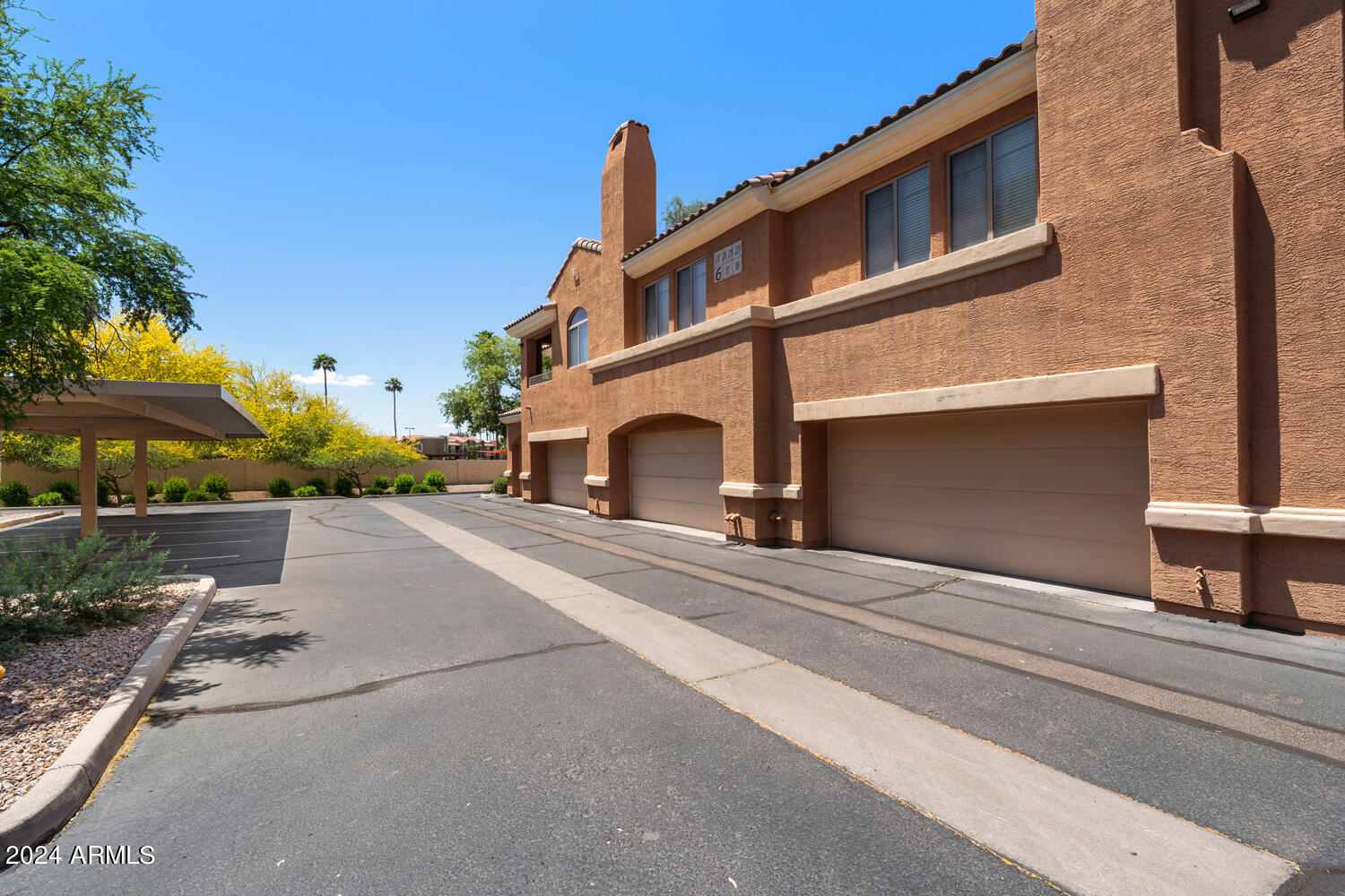 955 E KNOX Road, 118