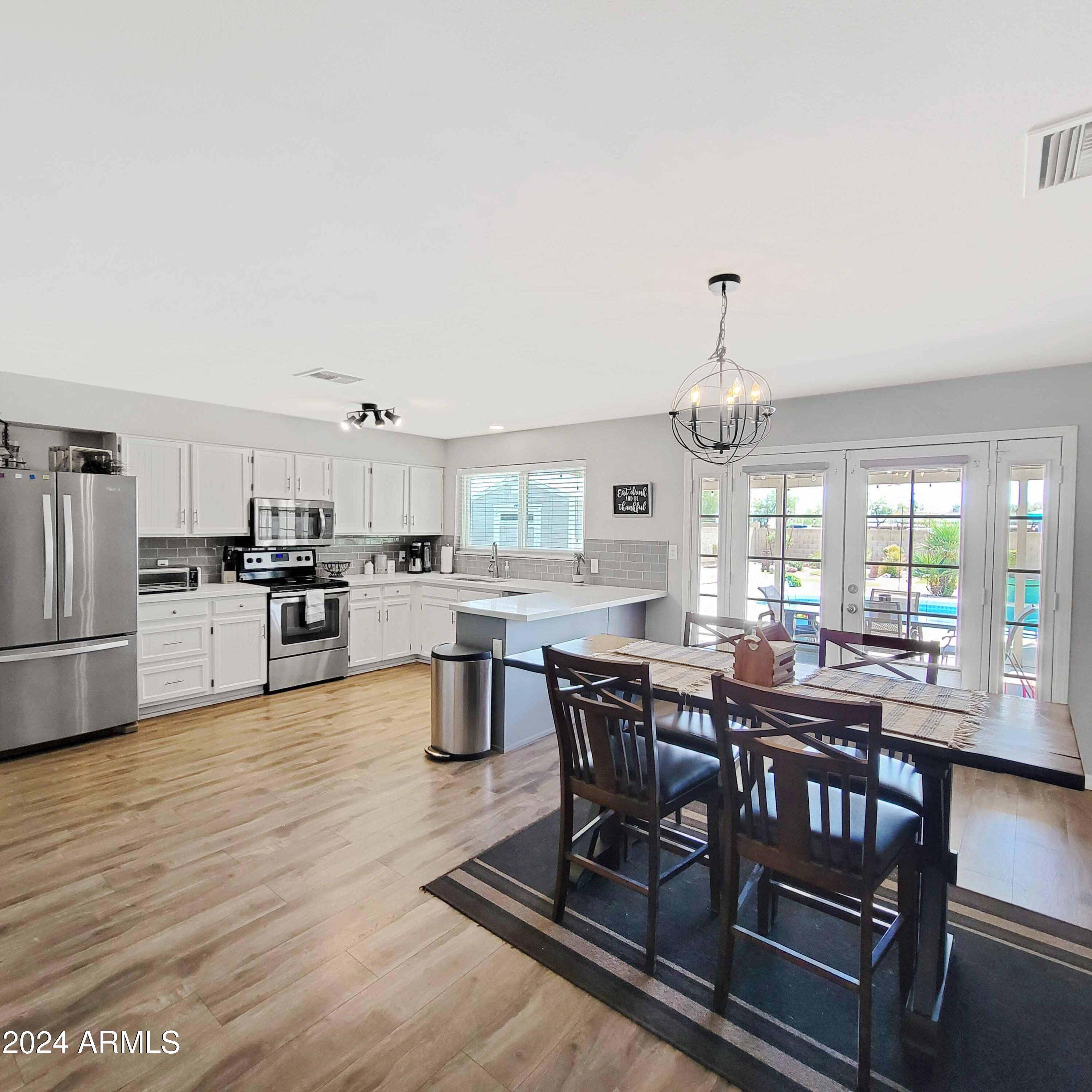 2919 W WOODRIDGE Drive