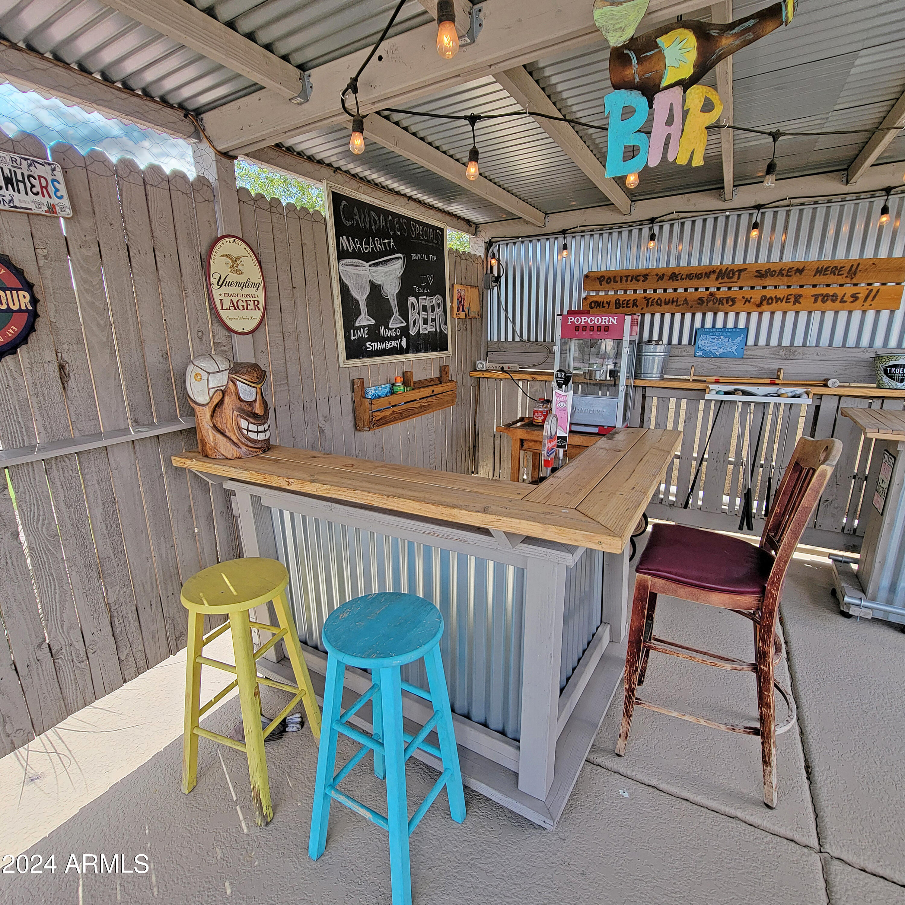 2919 W WOODRIDGE Drive