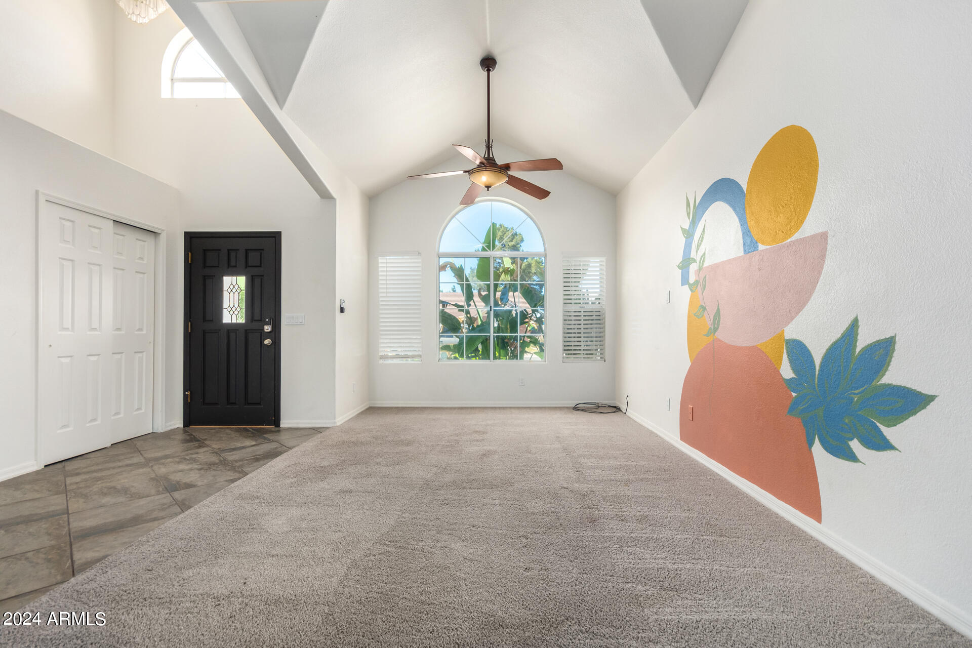 907 E ENCINAS Avenue