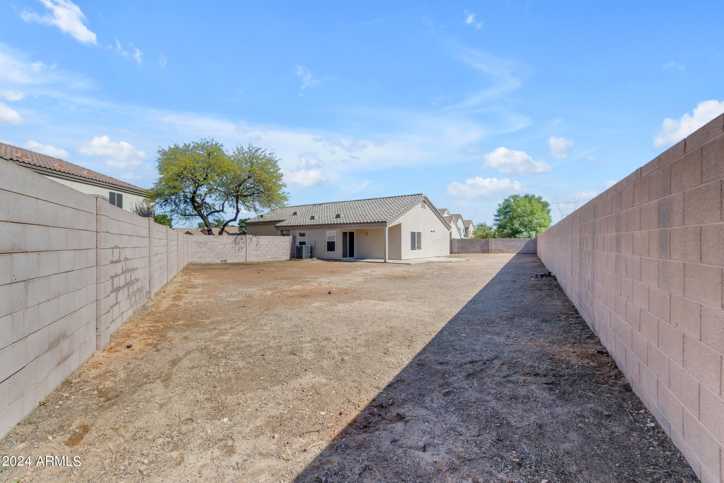 732 S CHATSWORTH