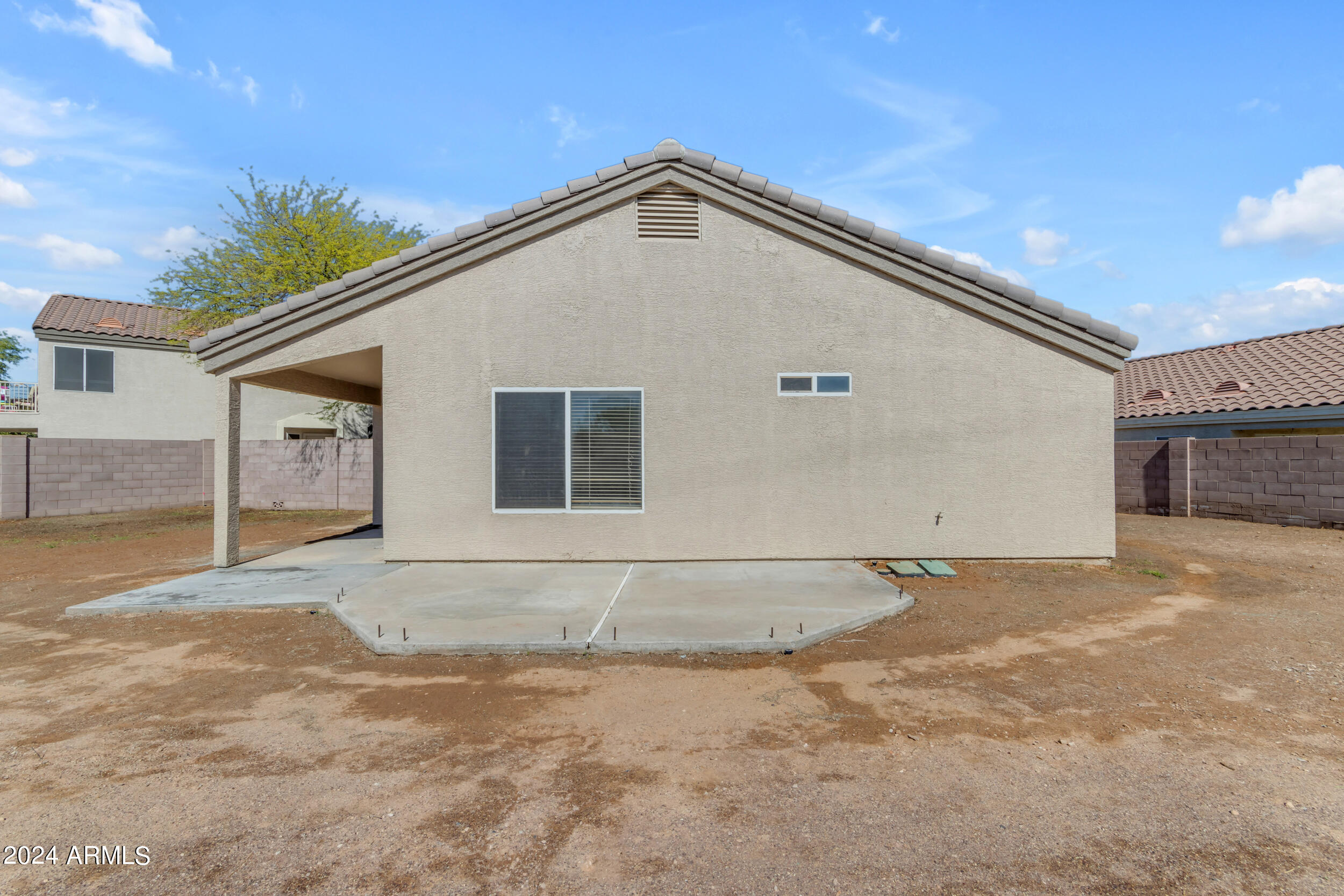 732 S CHATSWORTH