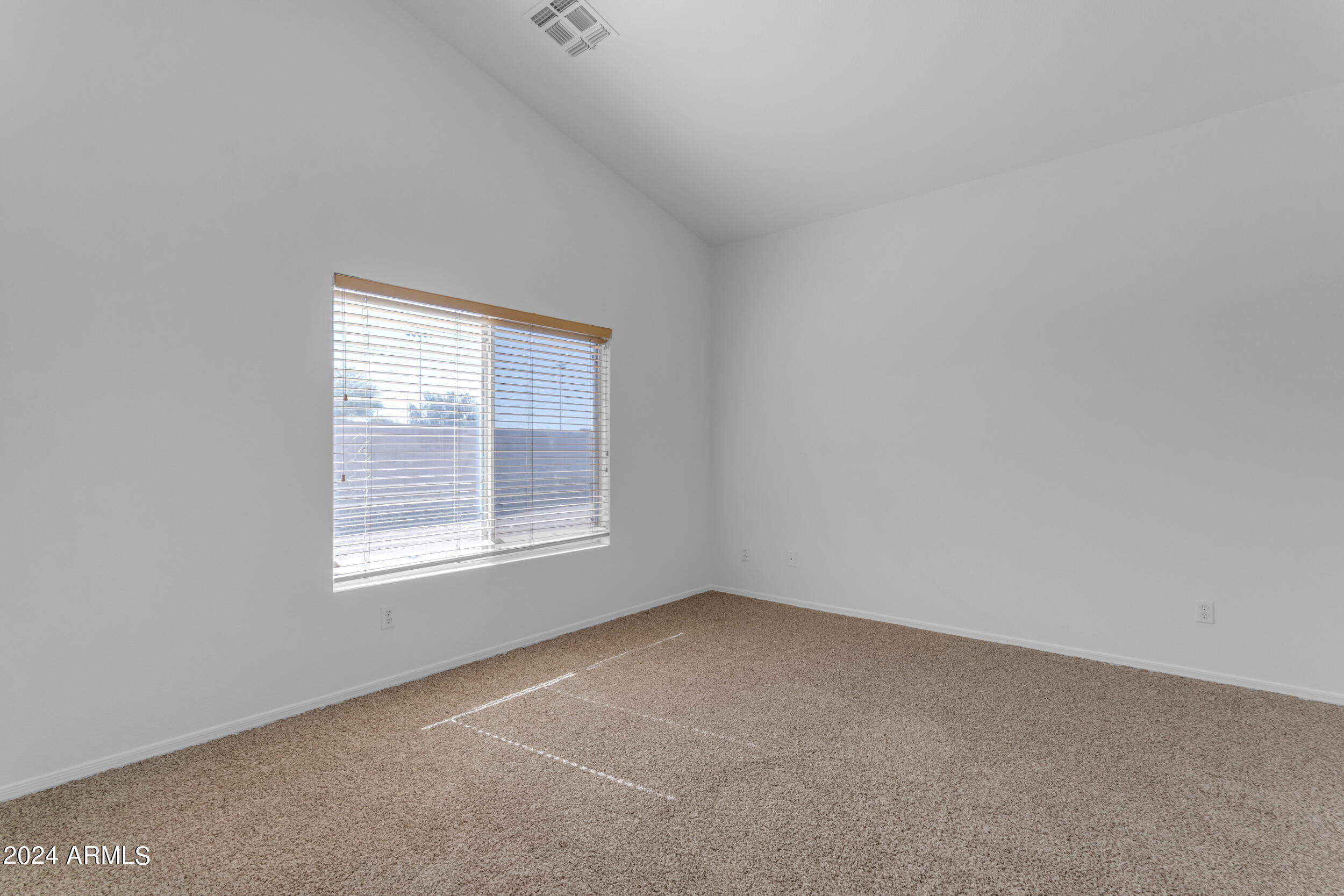 732 S CHATSWORTH