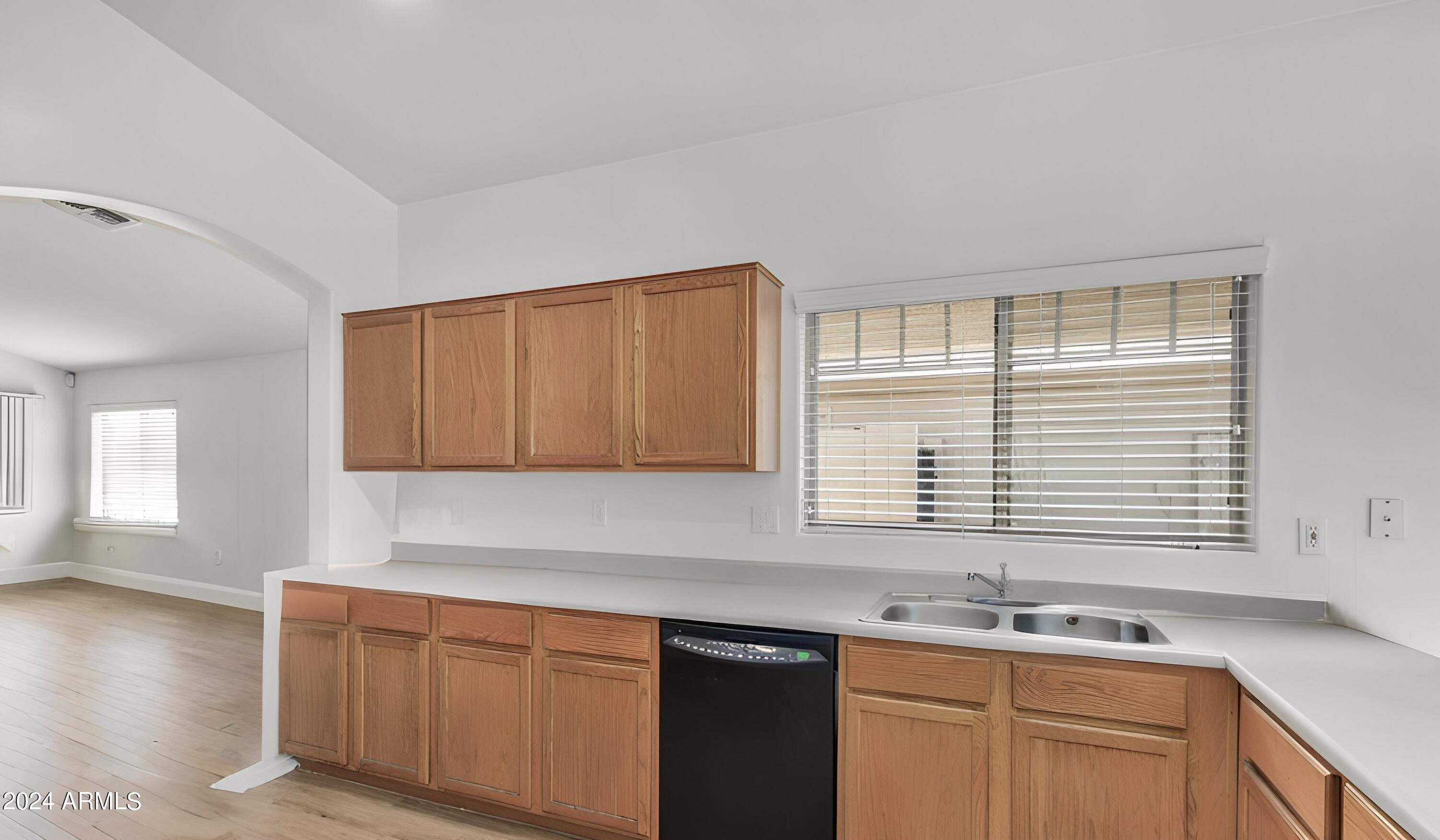 4328 W CARSON Road