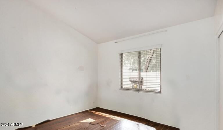 4328 W CARSON Road