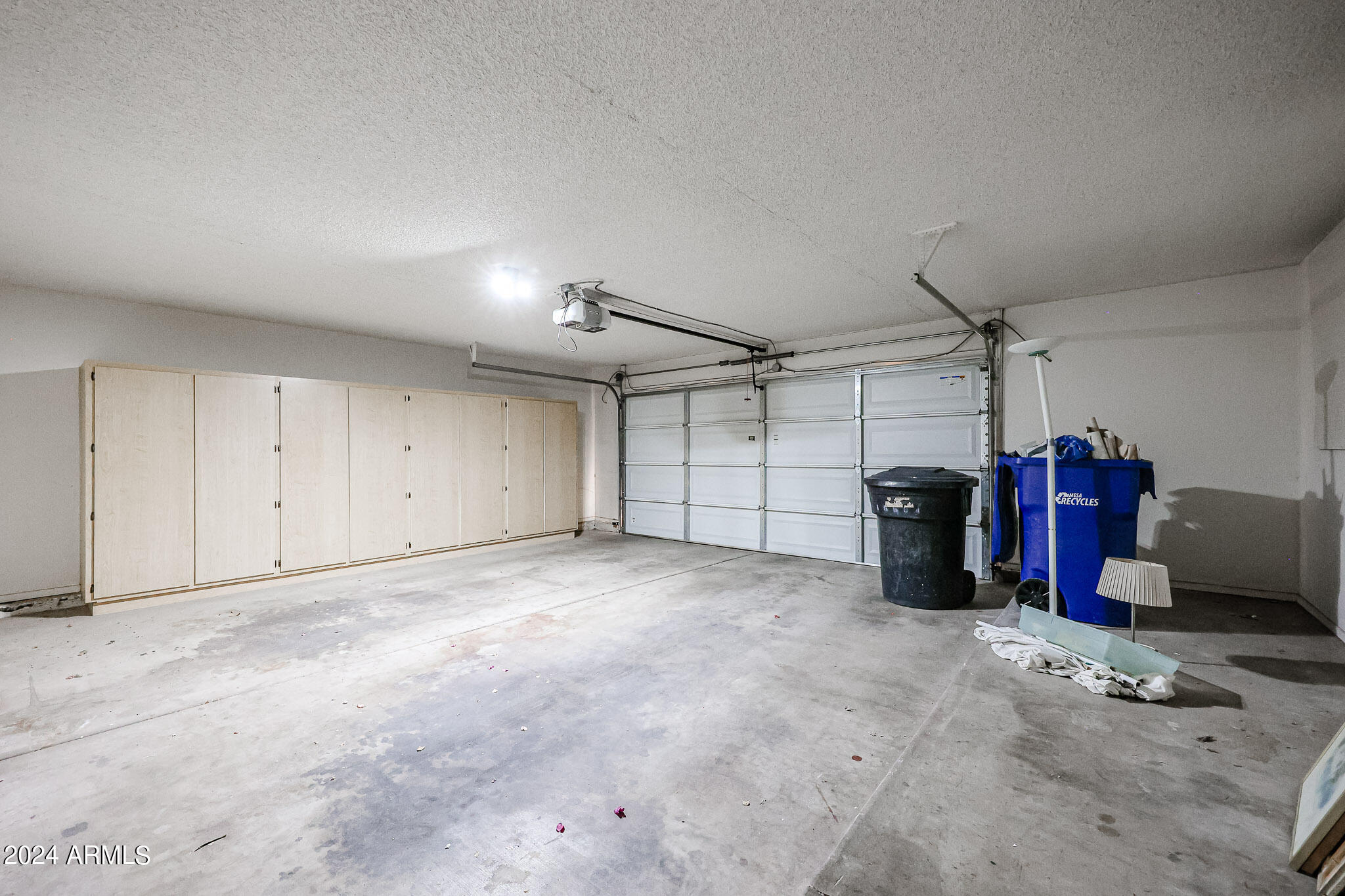 2414 W KIOWA Circle