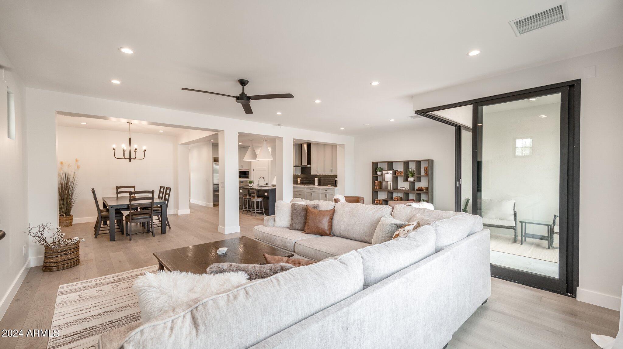 6500 E CAMELBACK Road, 1014
