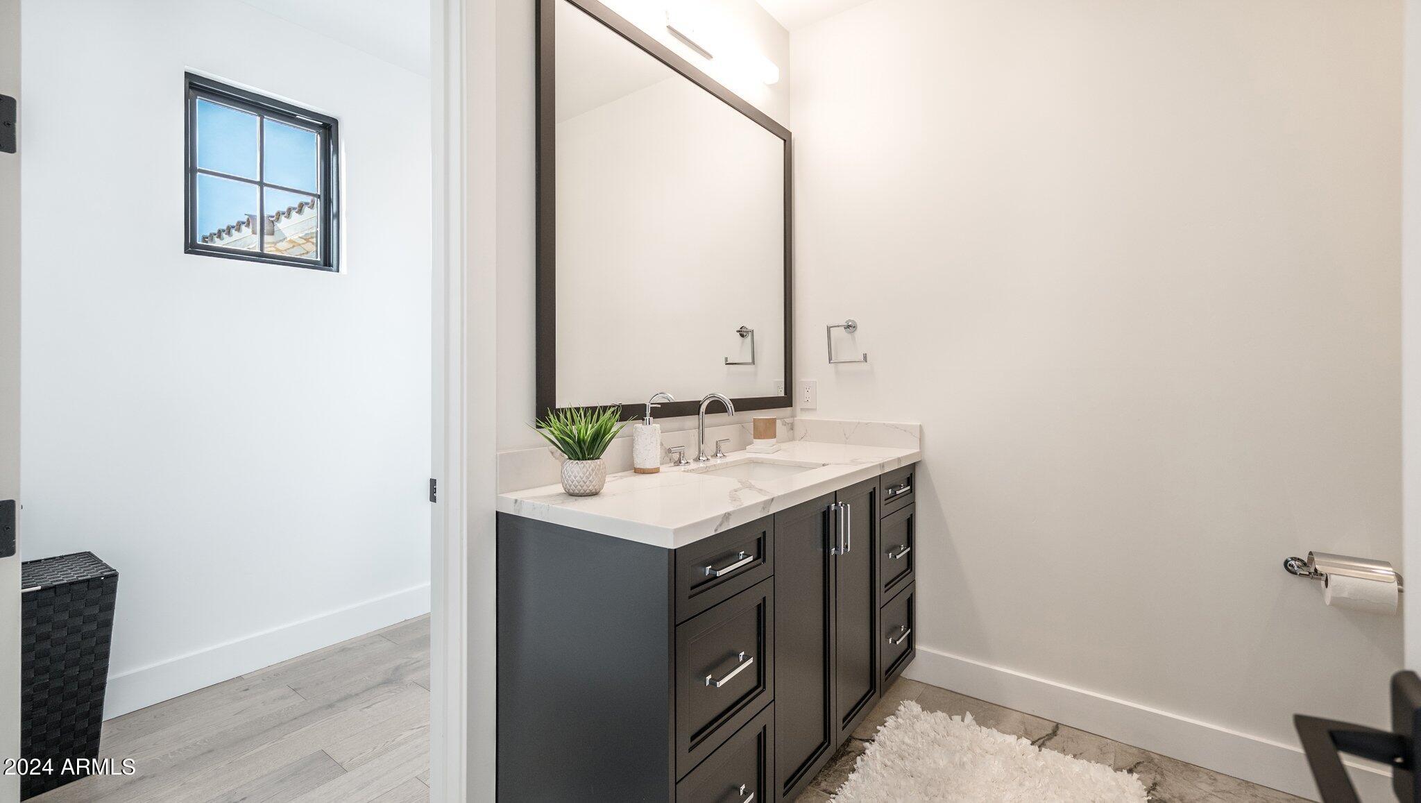 6500 E CAMELBACK Road, 1014