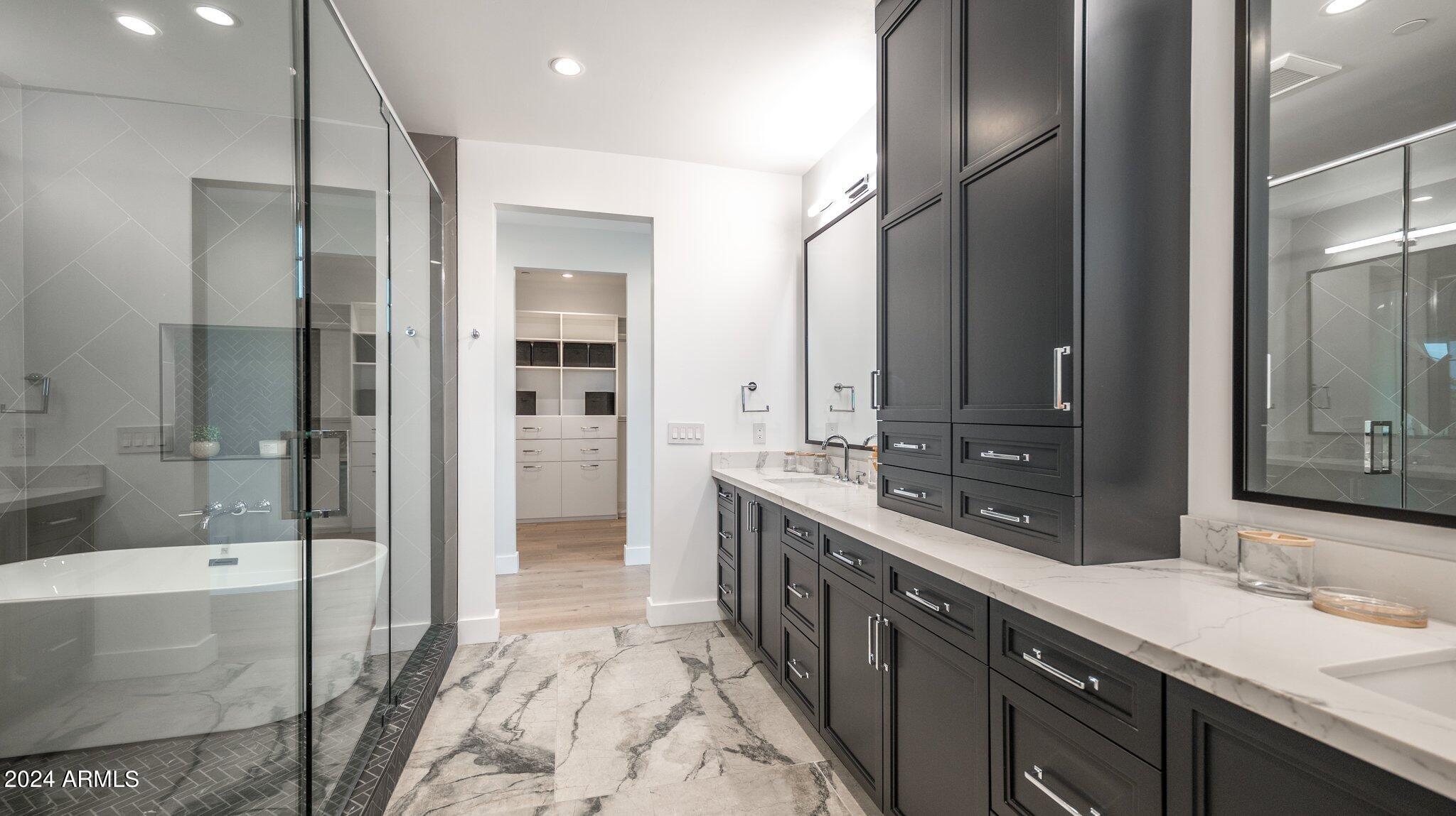 6500 E CAMELBACK Road, 1014