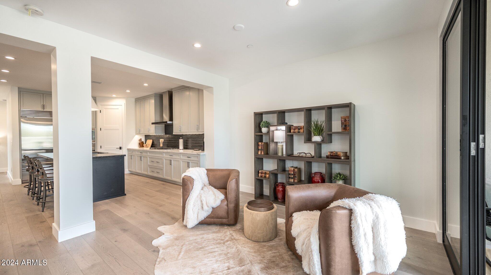 6500 E CAMELBACK Road, 1014
