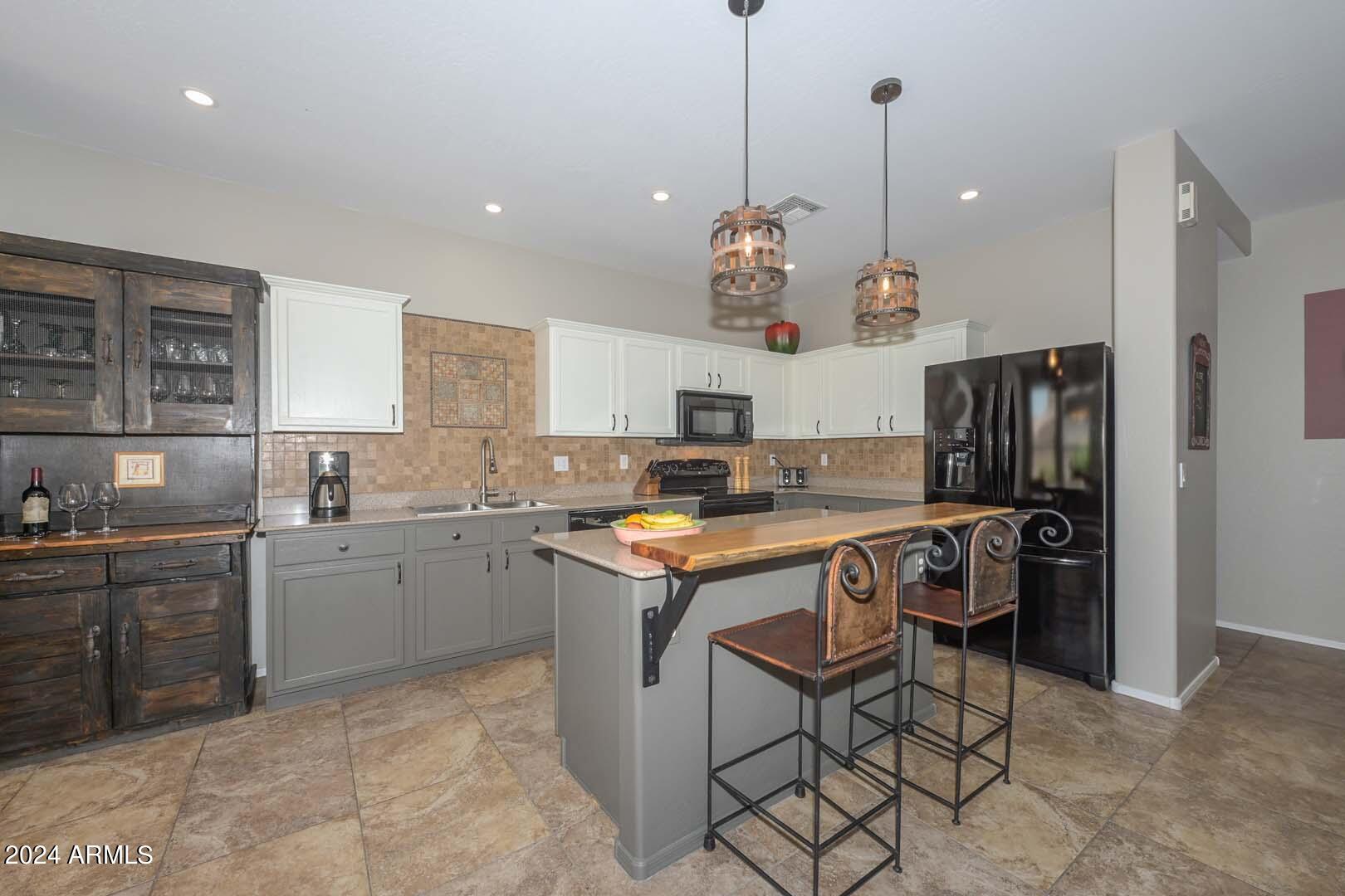 12615 N 150th Court