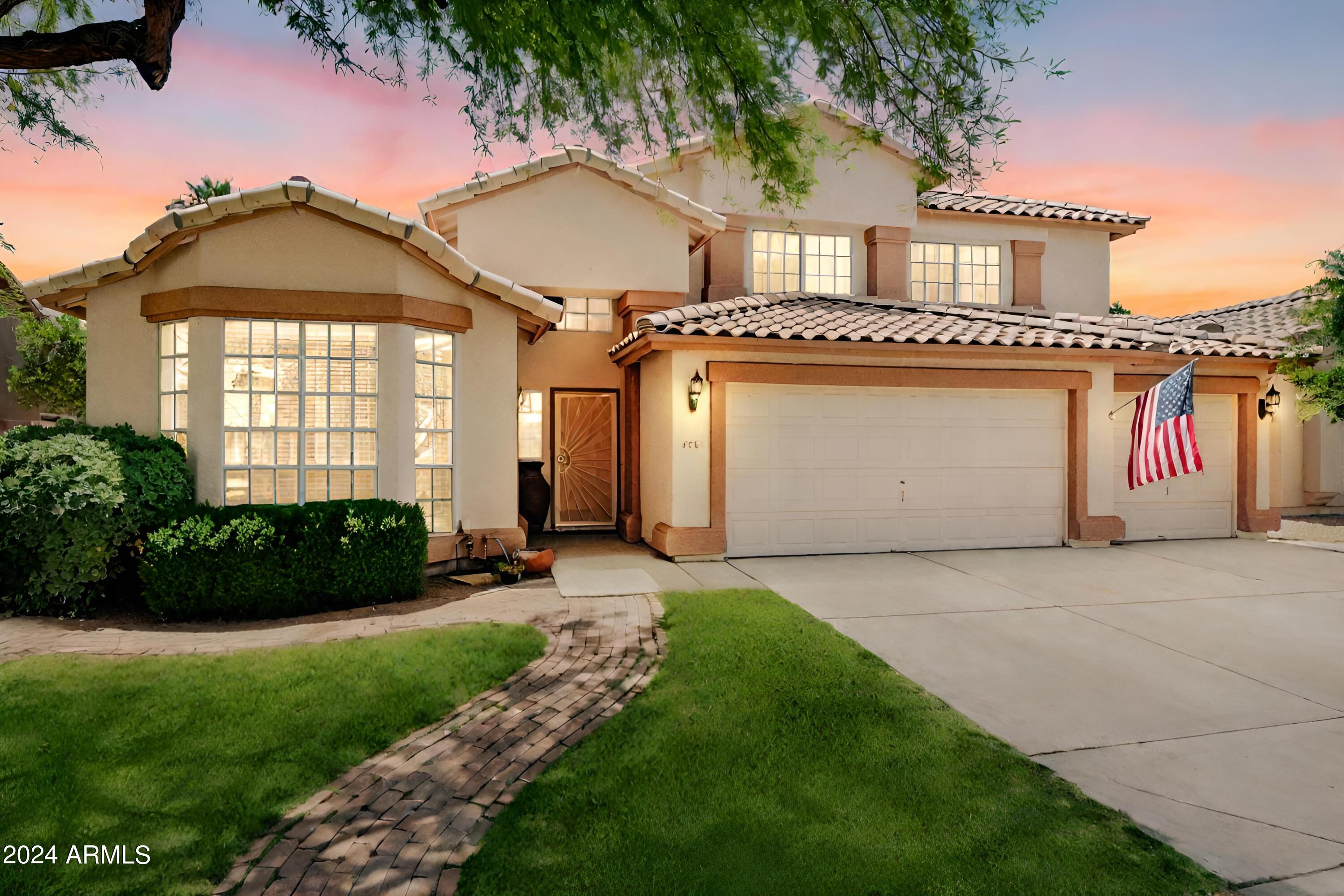 4335 W FALLEN LEAF Lane