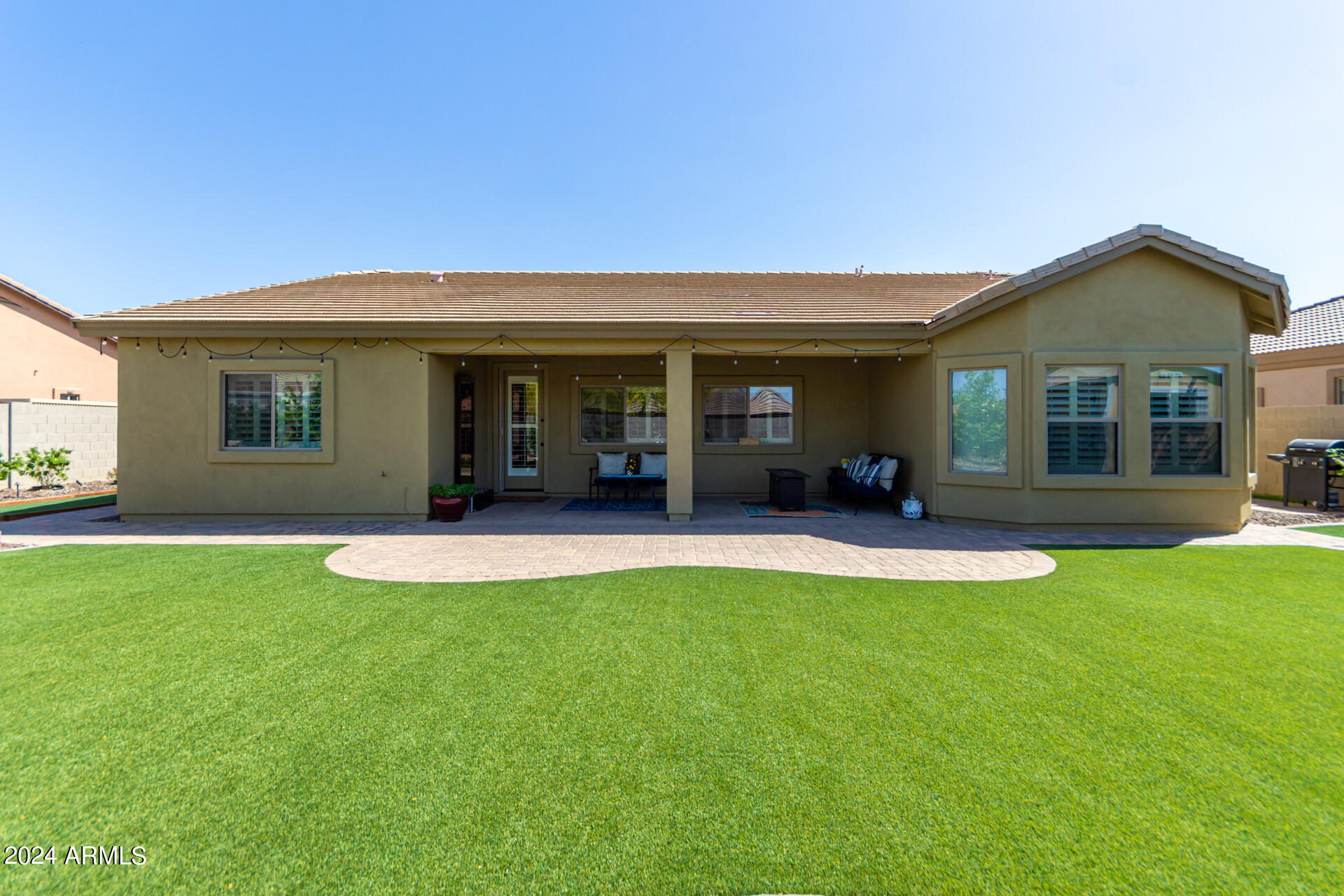 4314 W LODGE Drive