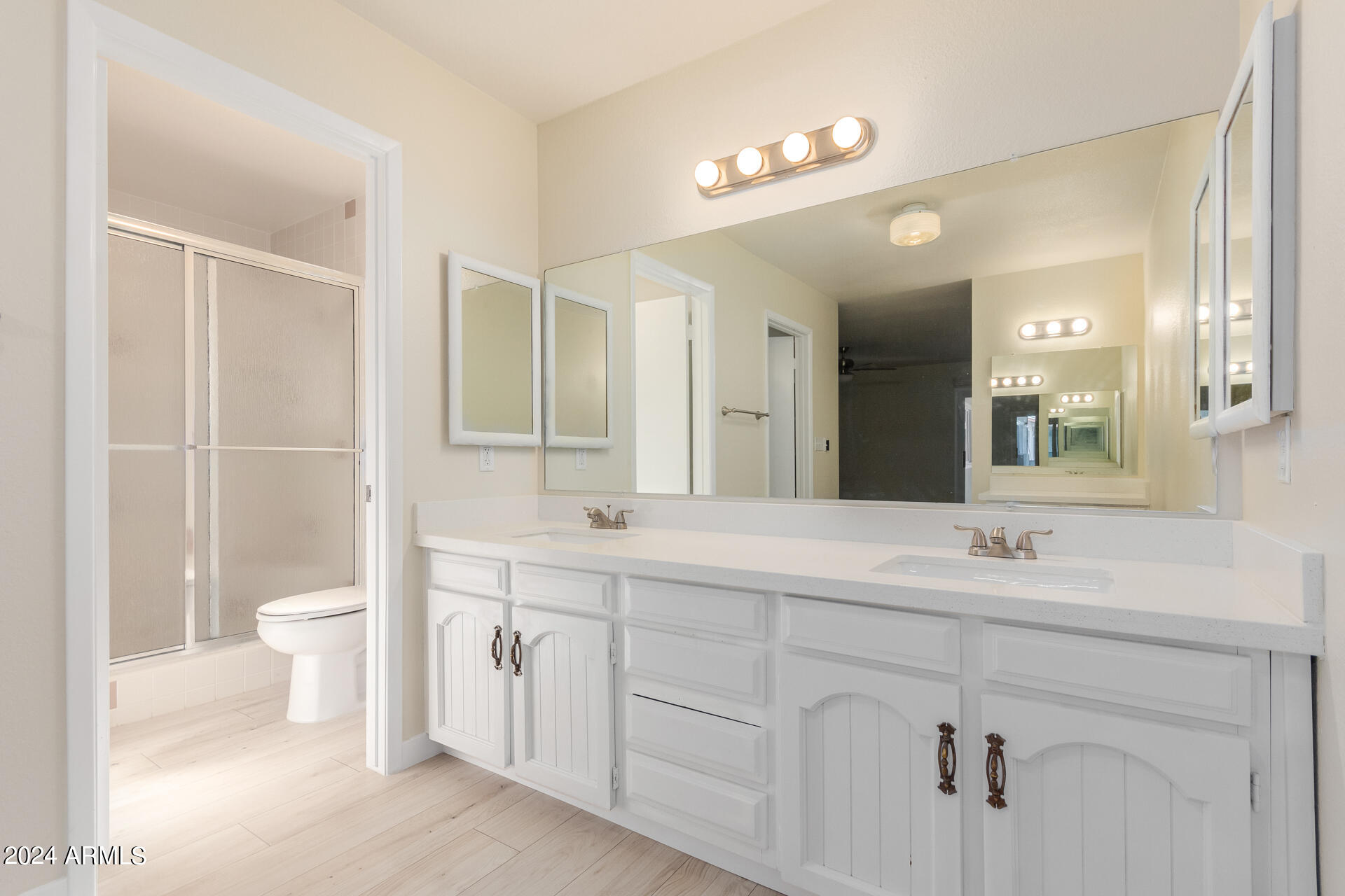 1783 LEISURE WORLD --