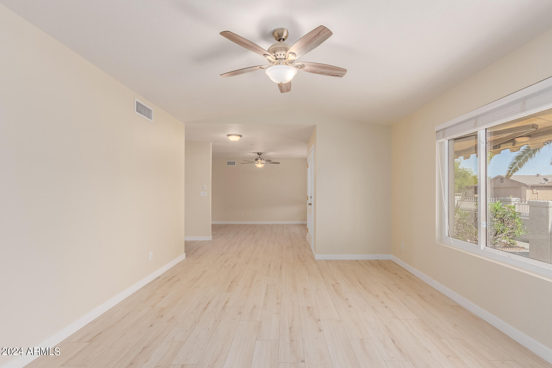 1783 LEISURE WORLD --