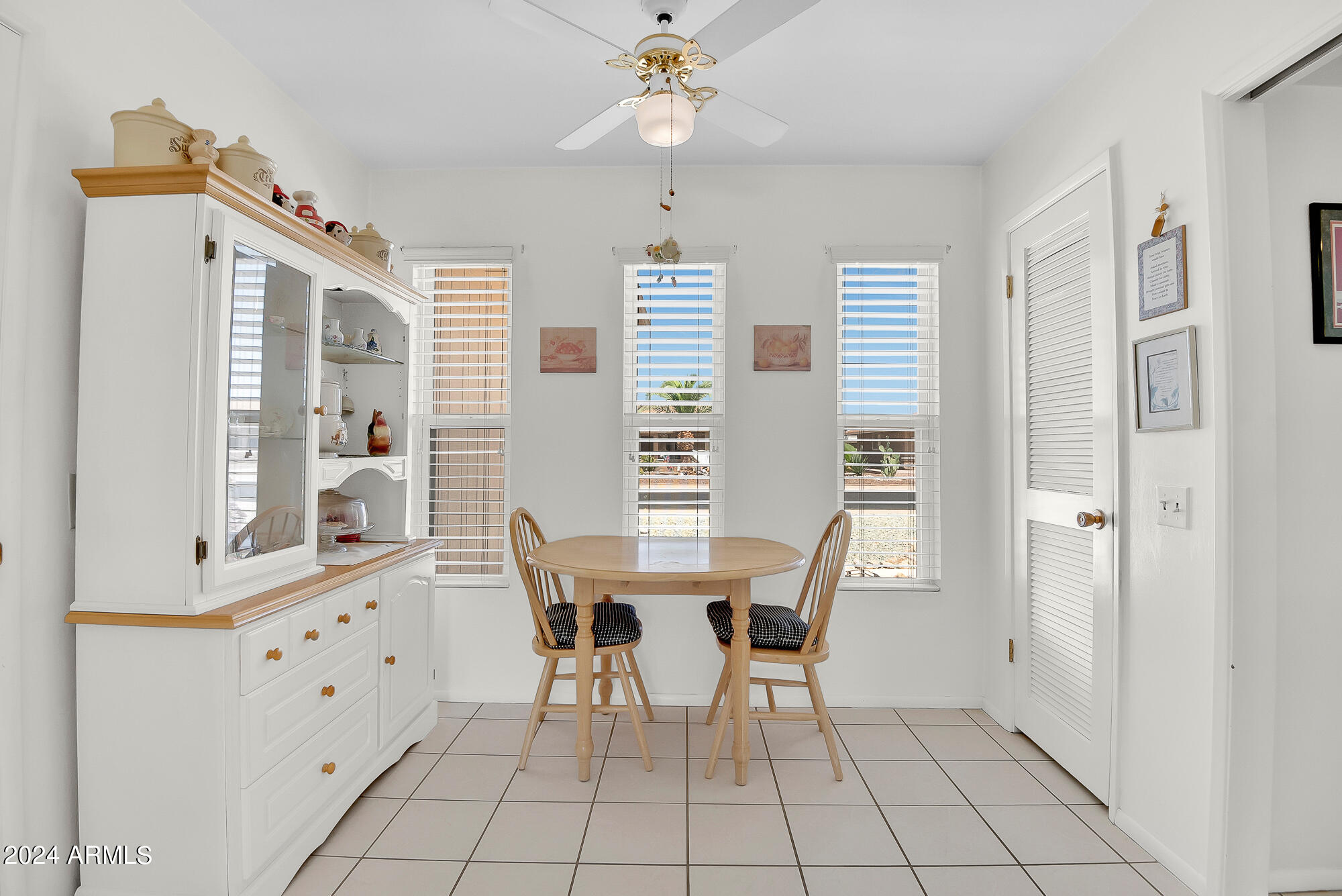 9519 W TIMBERLINE Drive
