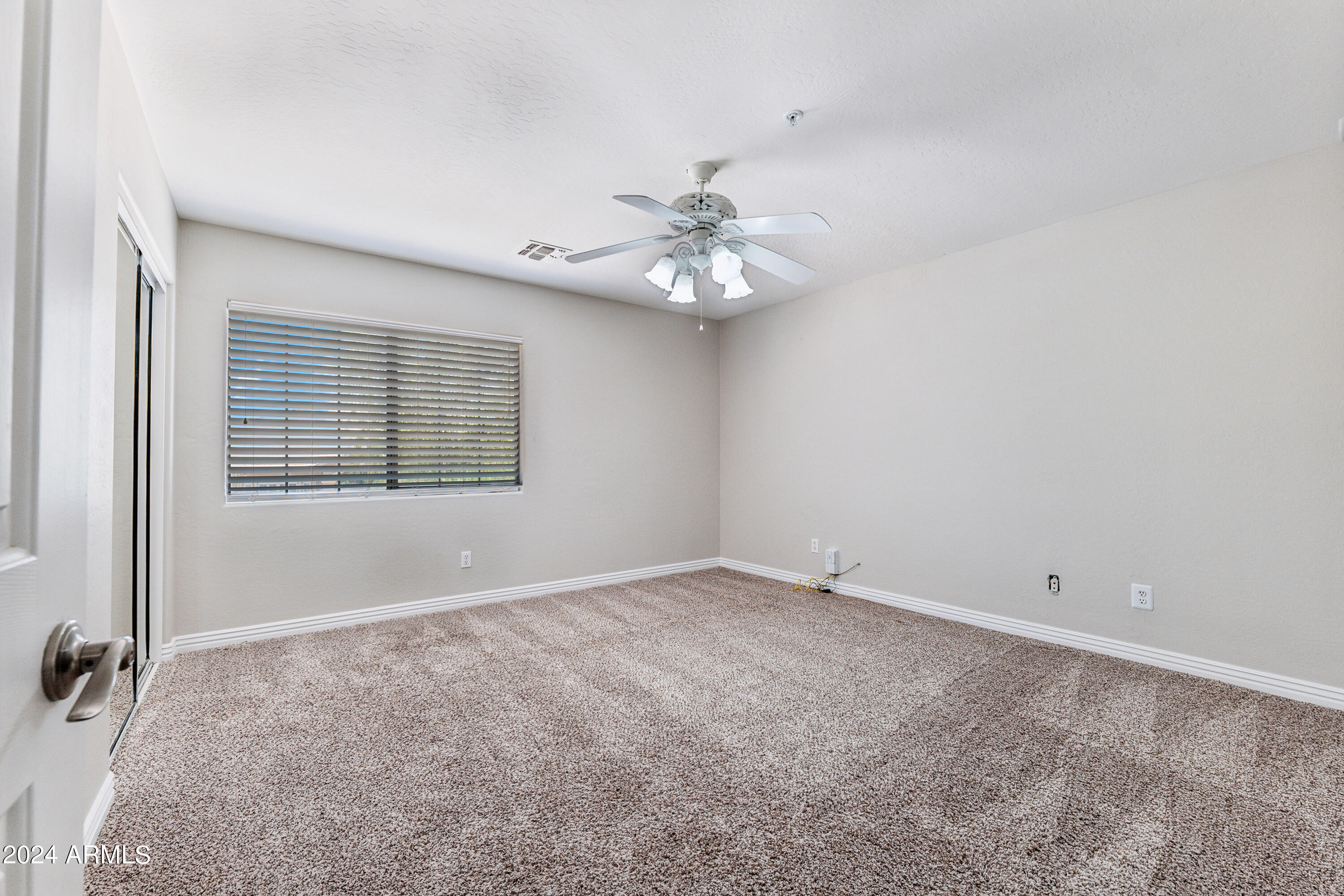 7636 E ROSE GARDEN Lane