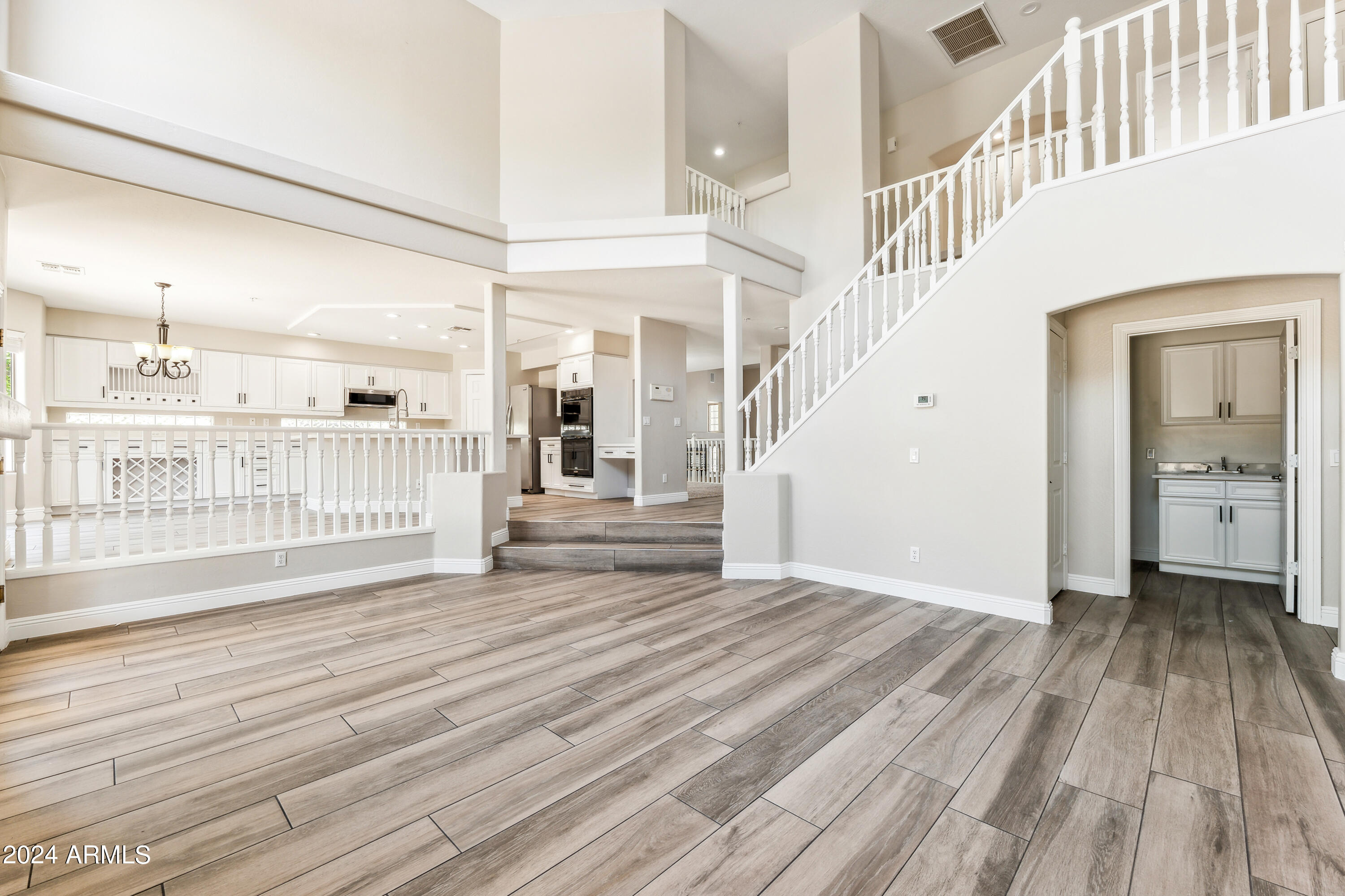 7636 E ROSE GARDEN Lane