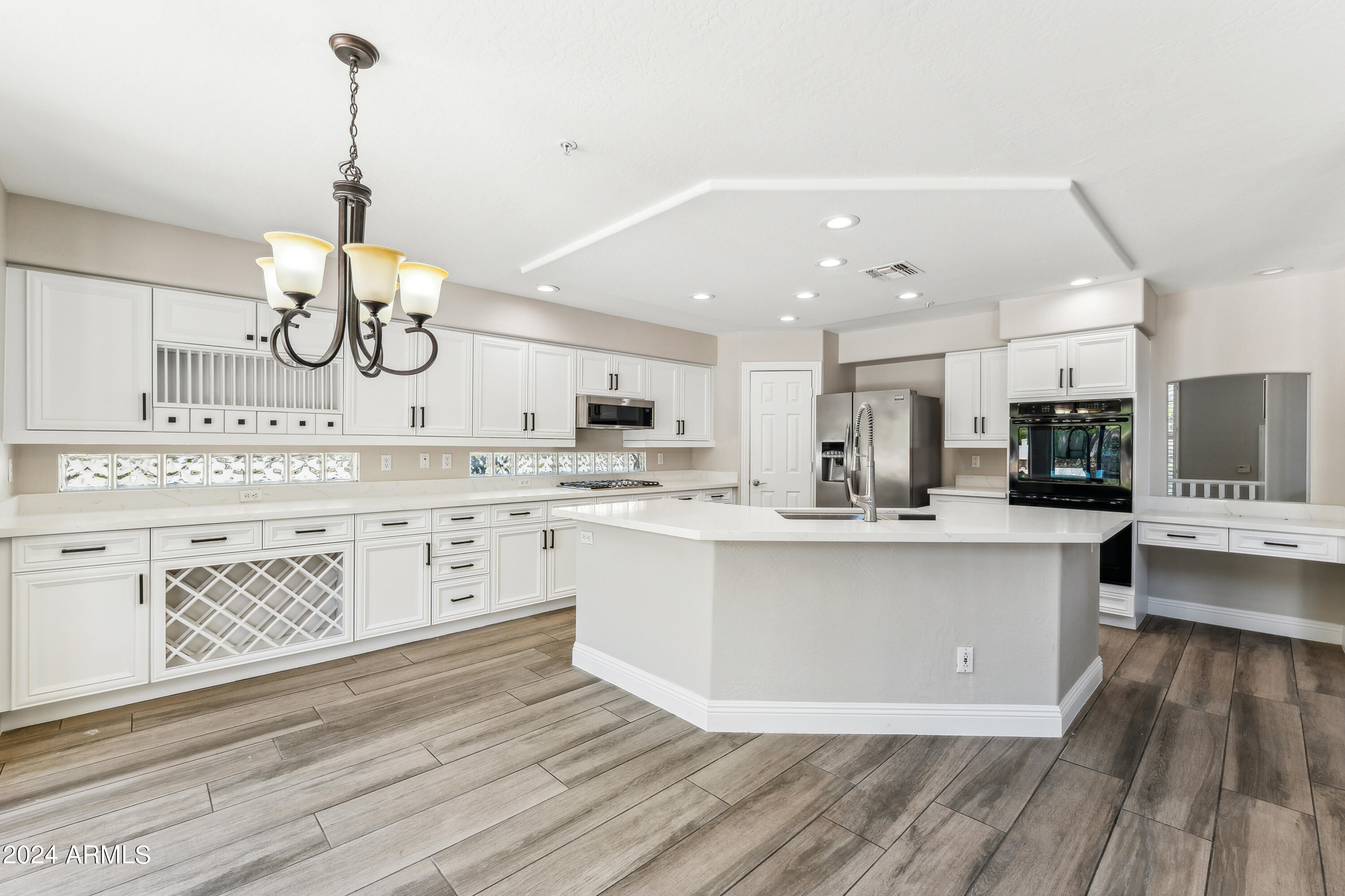 7636 E ROSE GARDEN Lane