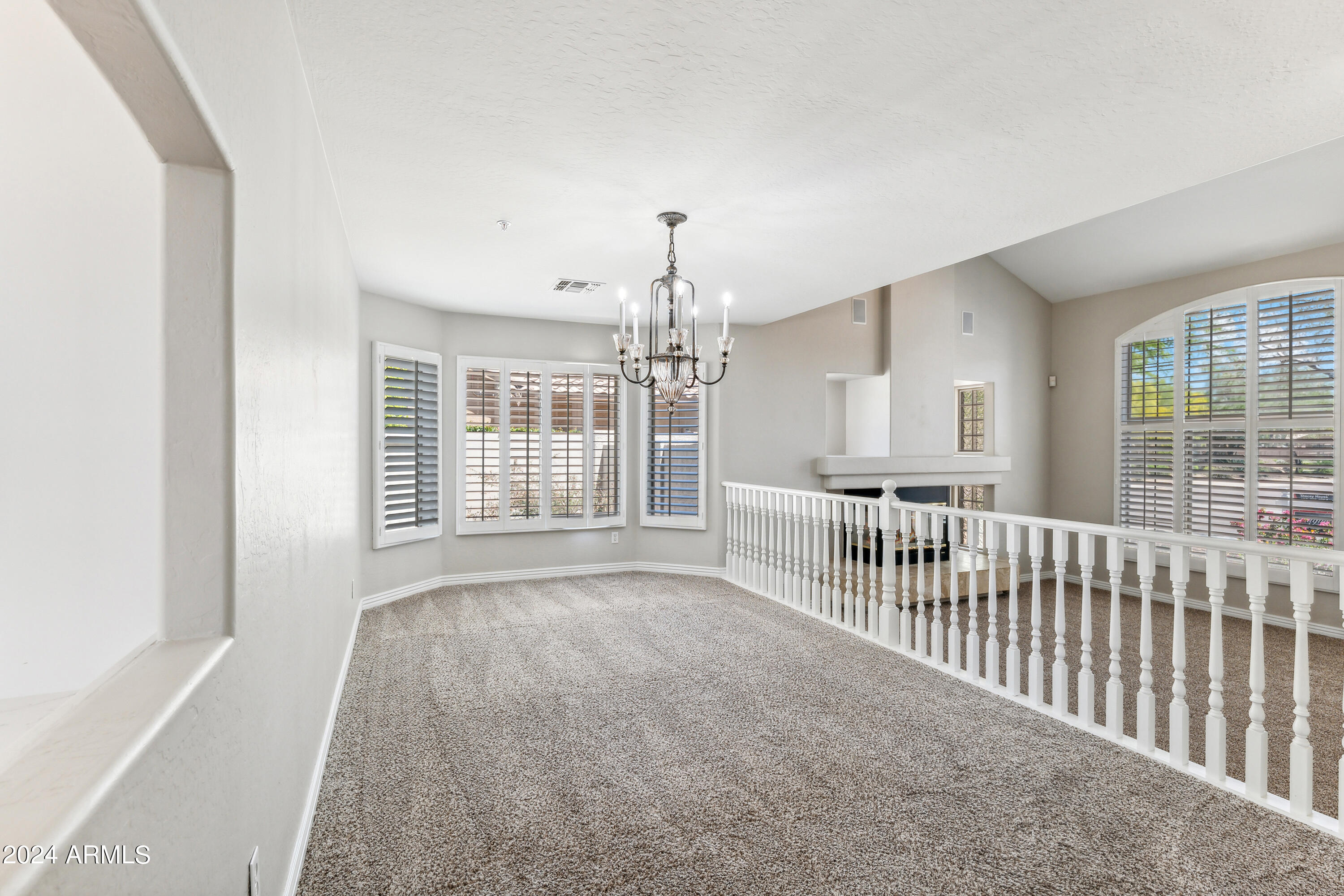 7636 E ROSE GARDEN Lane