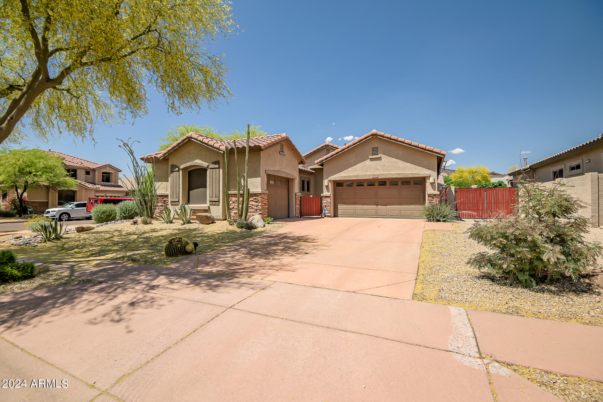 3022 W LANGUID Lane