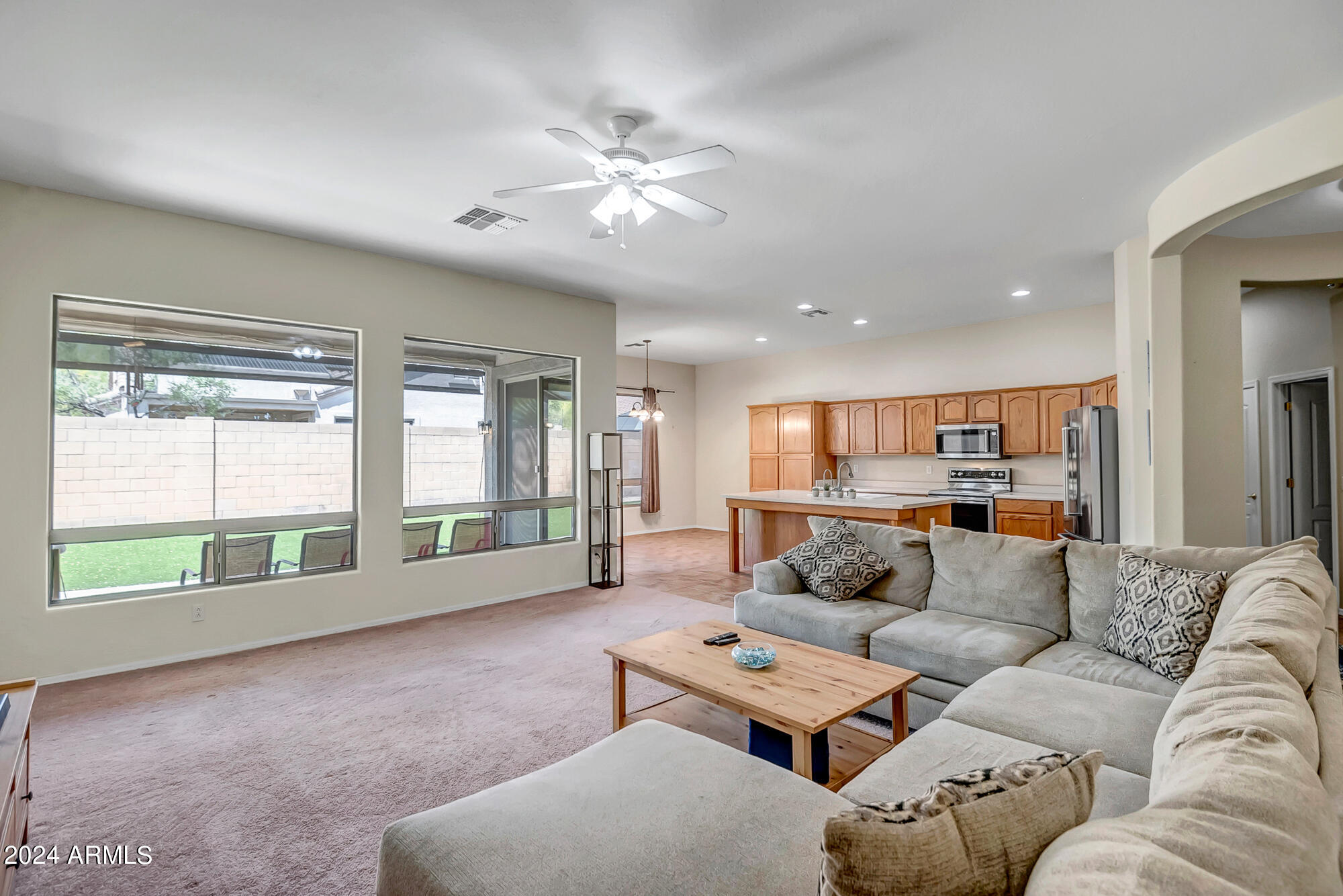 3022 W LANGUID Lane