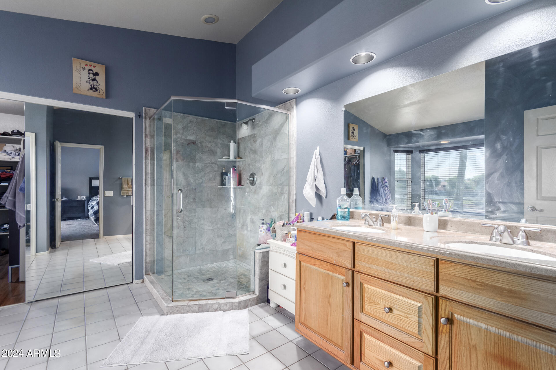 4015 E DESERT FLOWER Lane