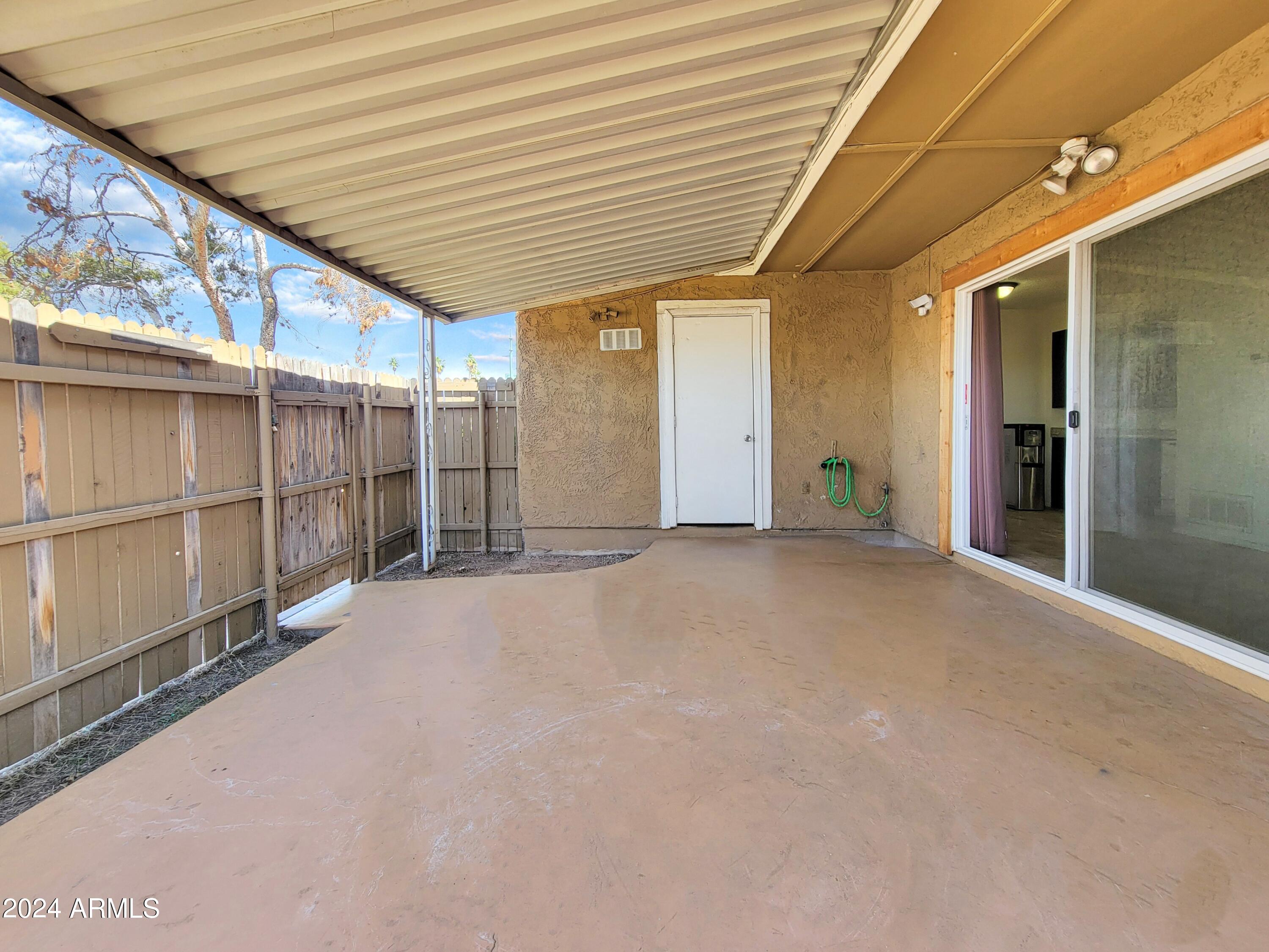 8444 N 34TH Drive