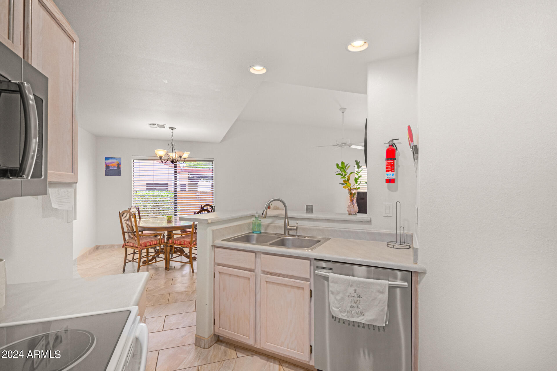14022 N KENDALL Drive, A