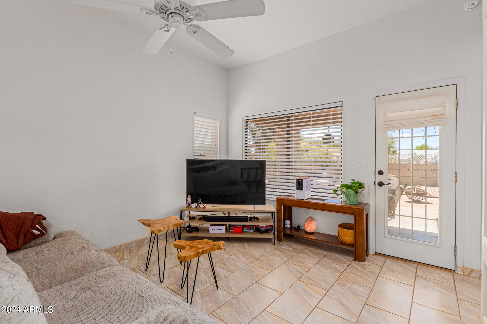 14022 N KENDALL Drive, A