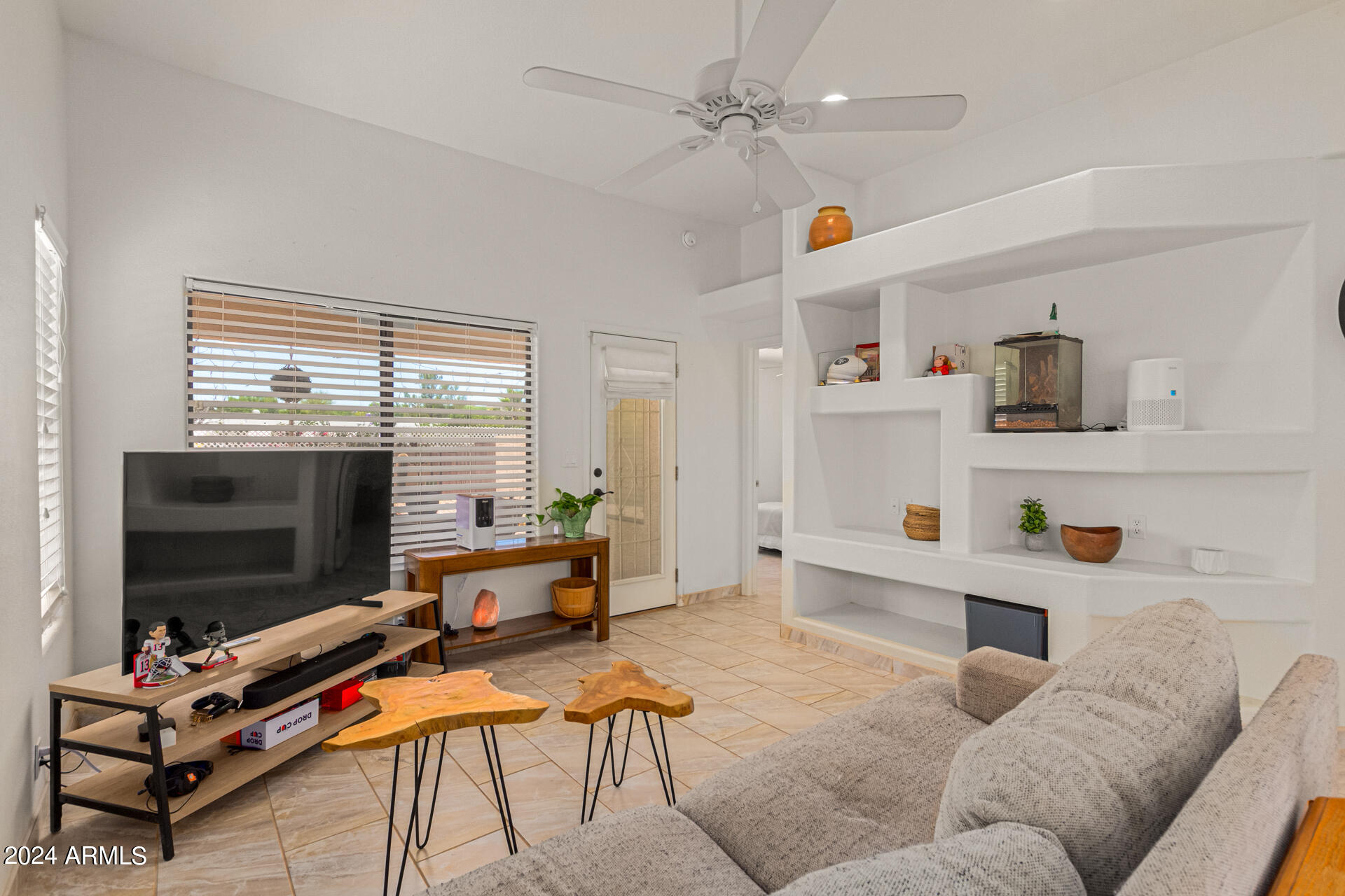 14022 N KENDALL Drive, A