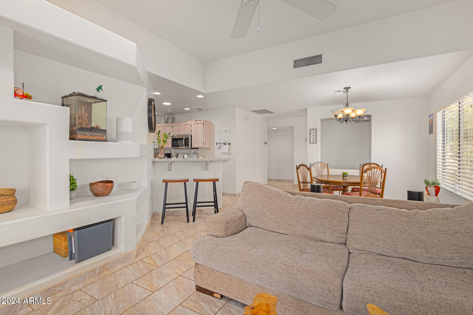 14022 N KENDALL Drive, A