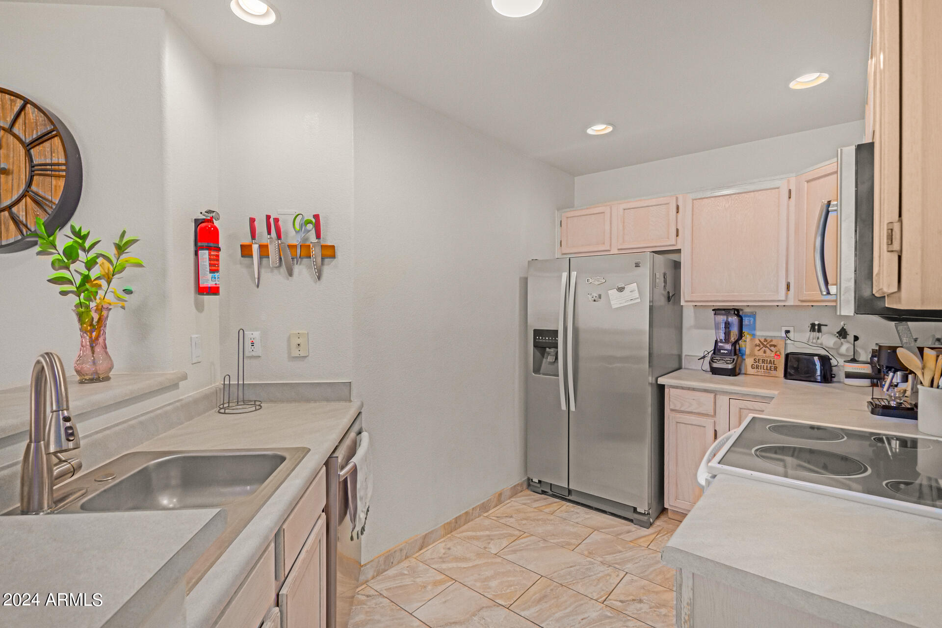 14022 N KENDALL Drive, A
