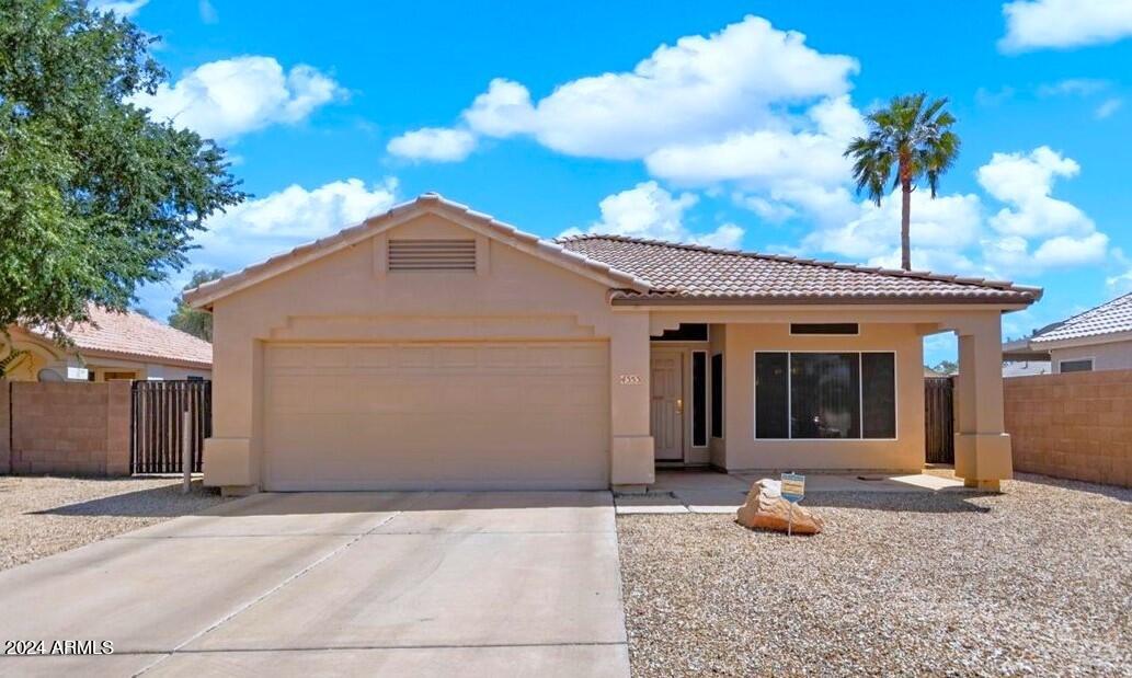 4353 E BIRCHWOOD Circle