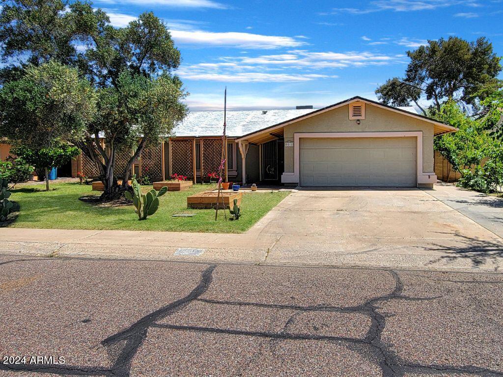 5511 N 40TH Drive