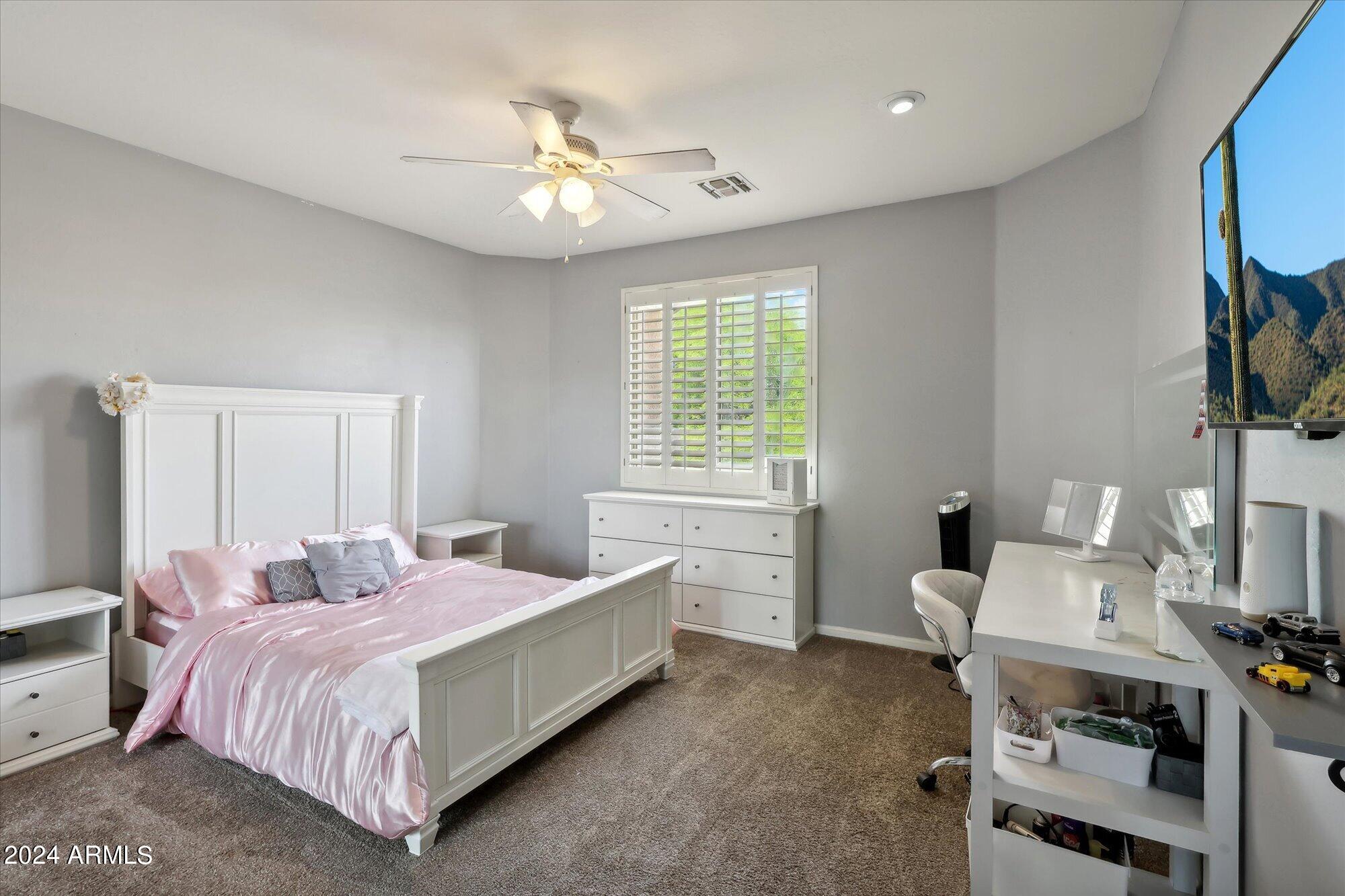 5025 E SLEEPY RANCH Road