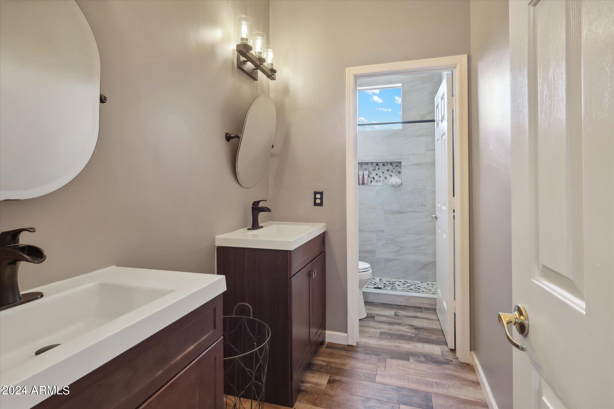 5025 E SLEEPY RANCH Road