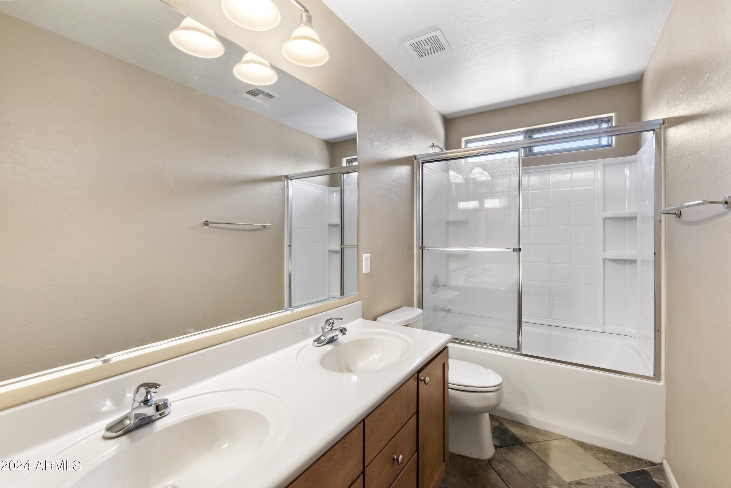 18466 W WESTFALL Way