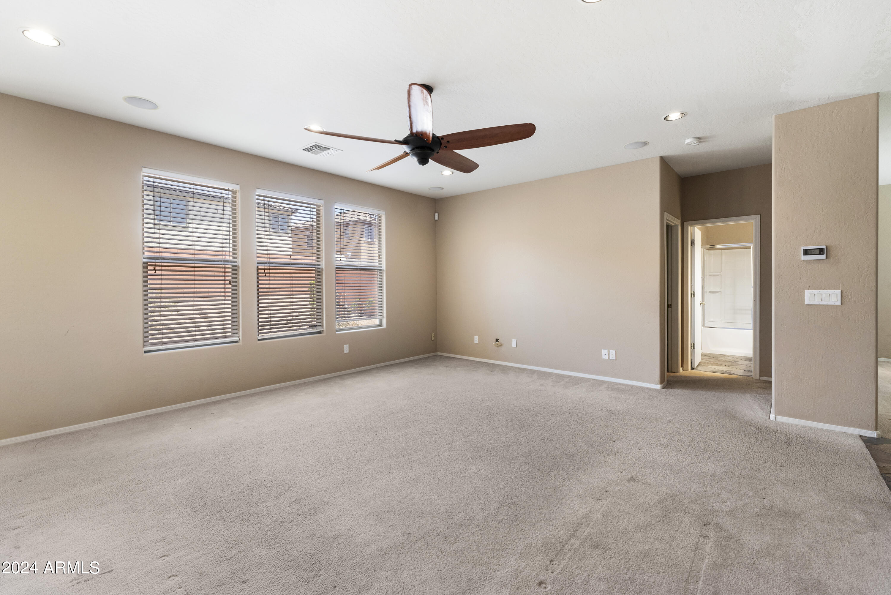 18466 W WESTFALL Way