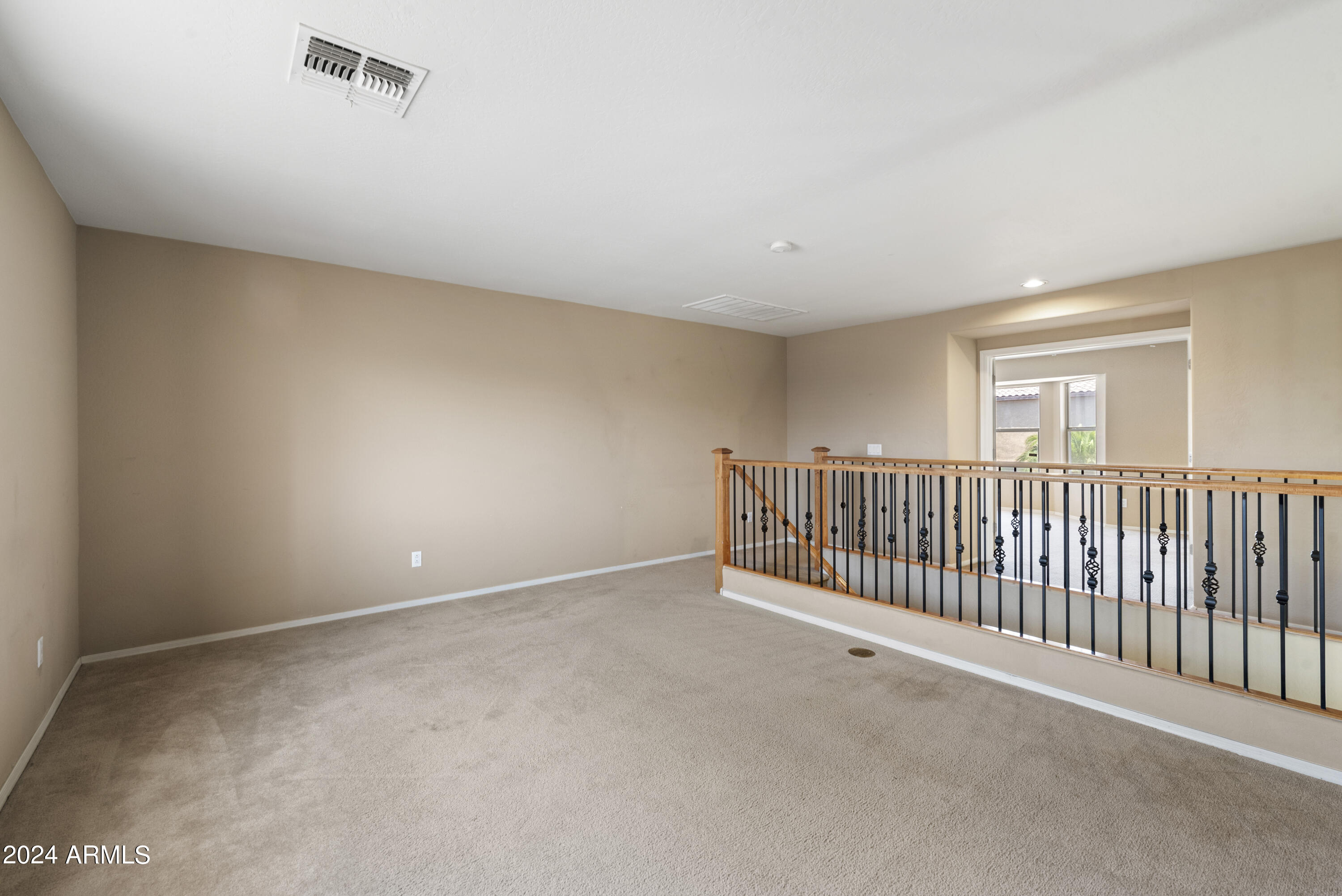 18466 W WESTFALL Way