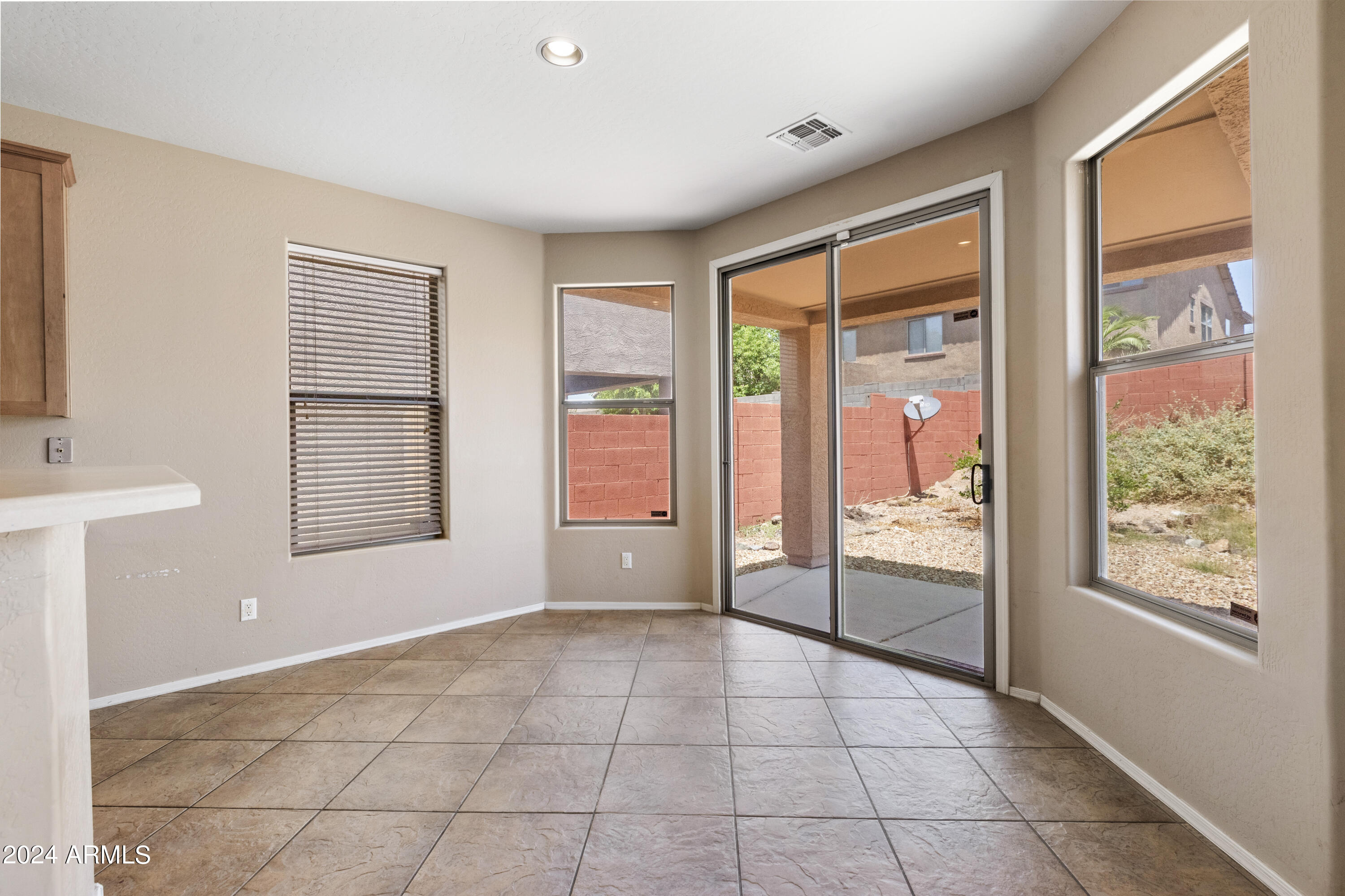 18466 W WESTFALL Way