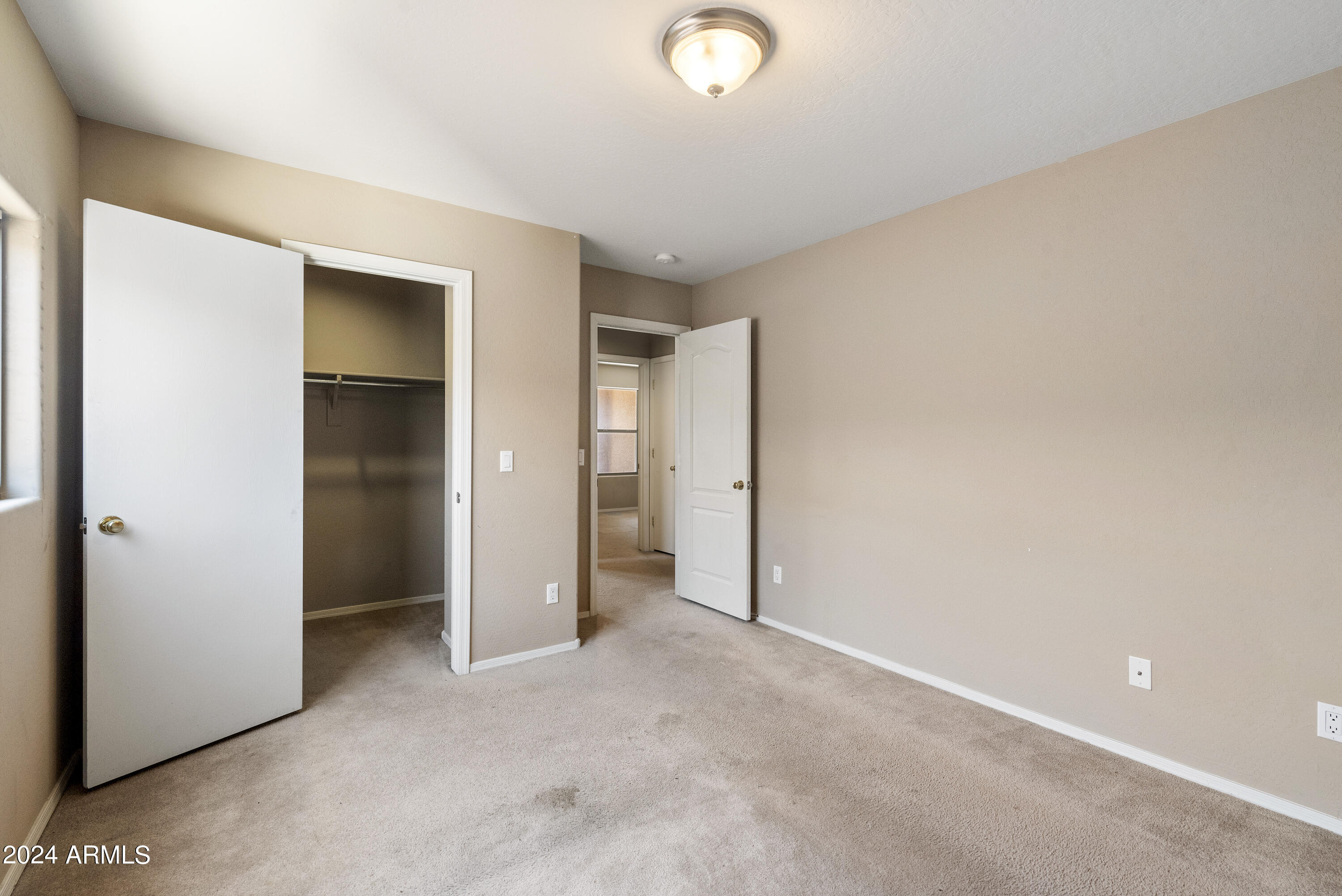 18466 W WESTFALL Way