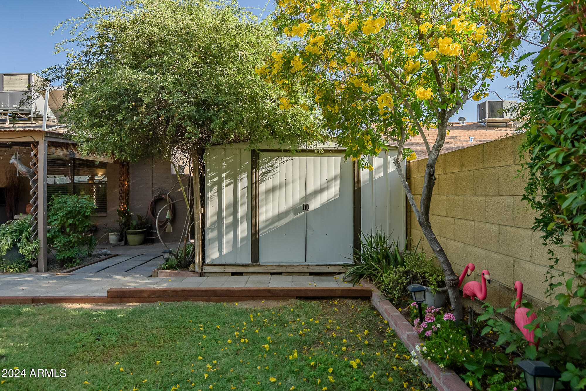 6310 W POINSETTIA Drive