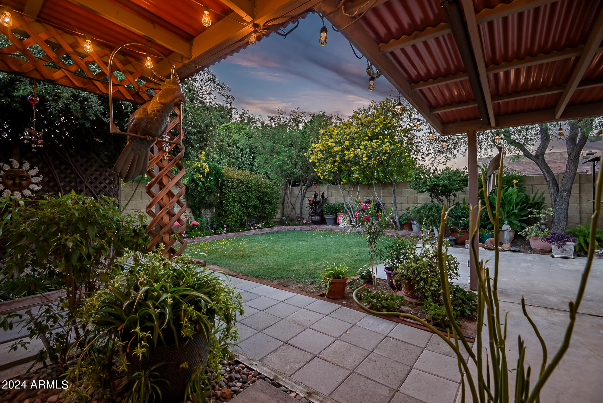 6310 W POINSETTIA Drive