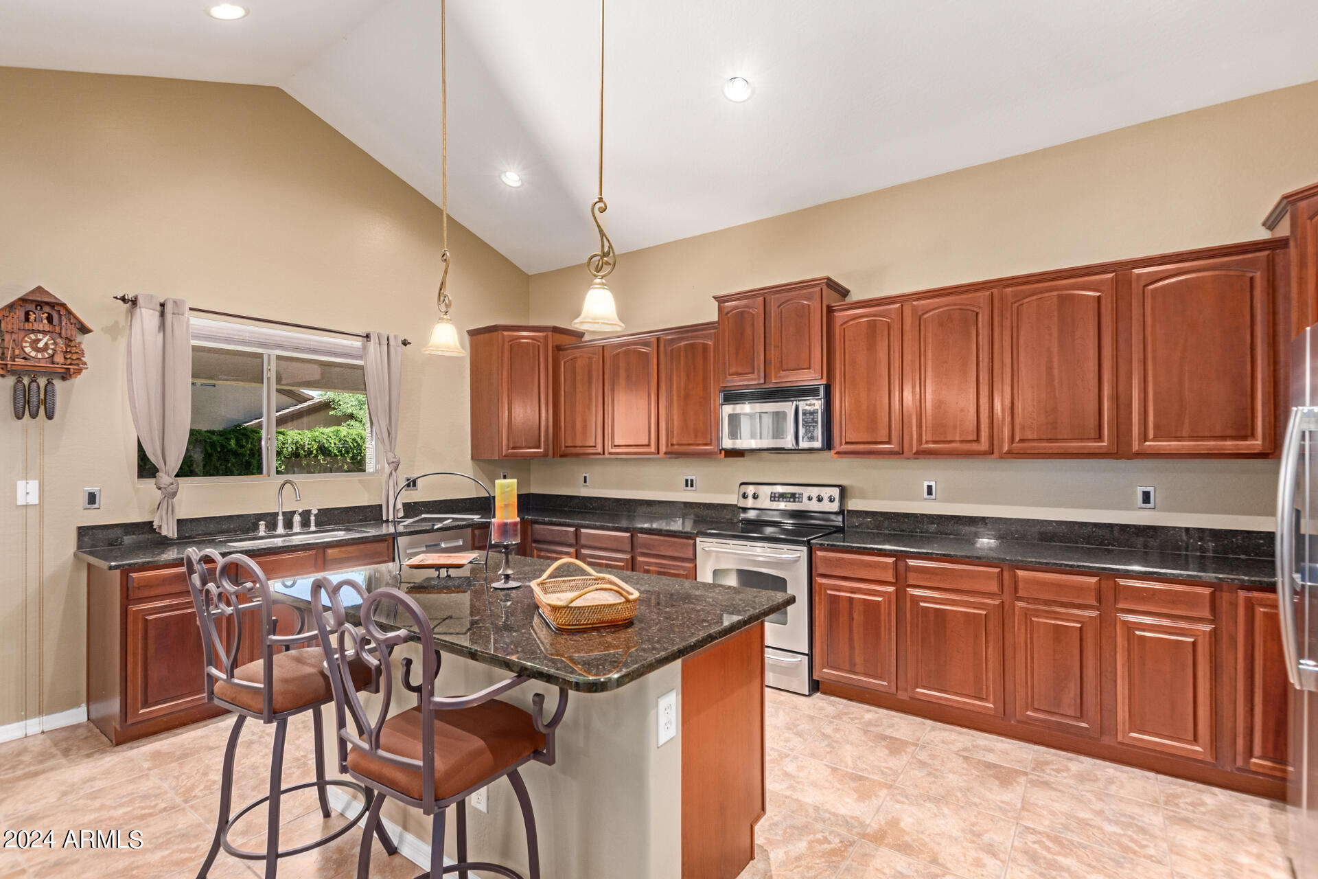 11829 W MONTANA DE ORO Drive