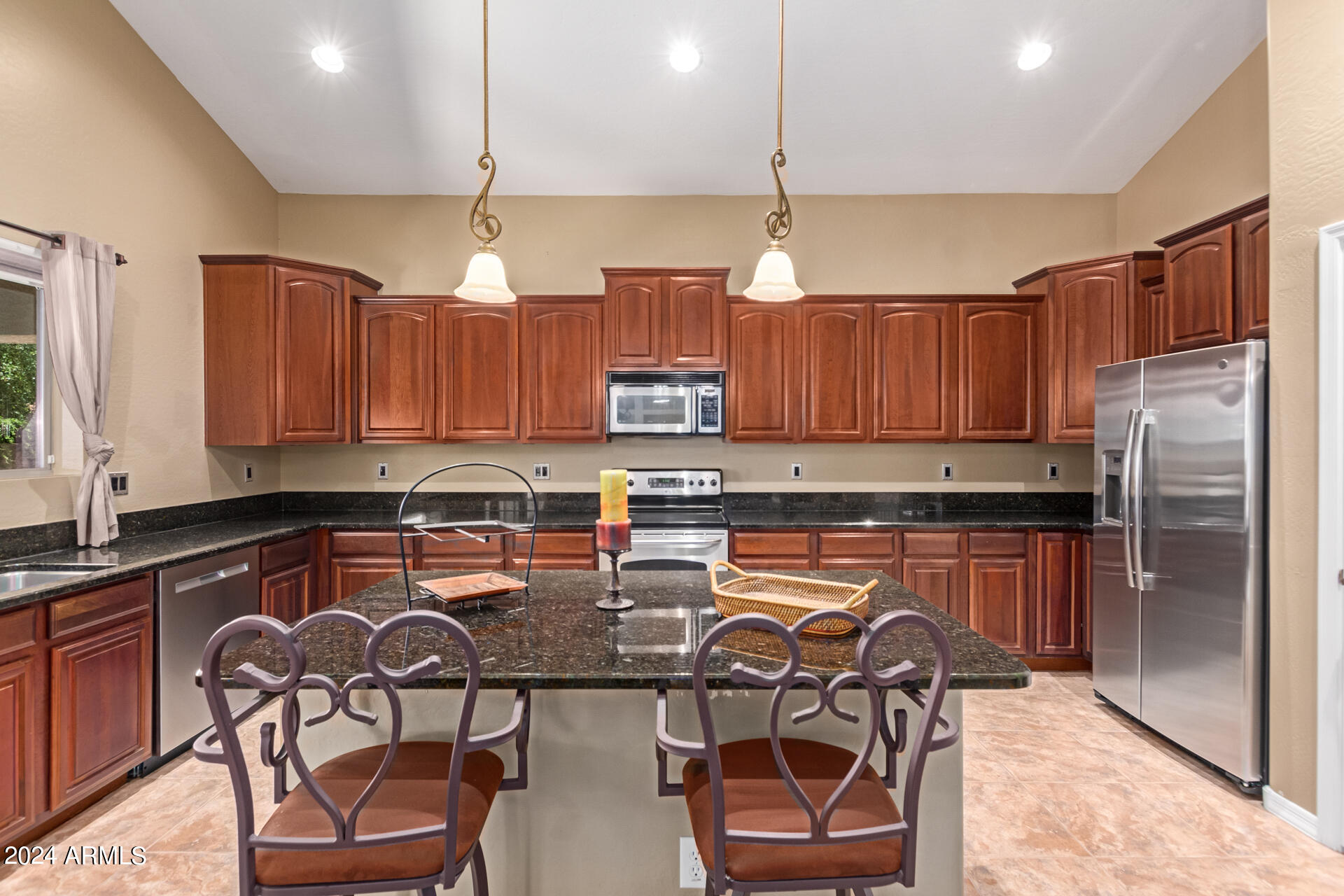 11829 W MONTANA DE ORO Drive