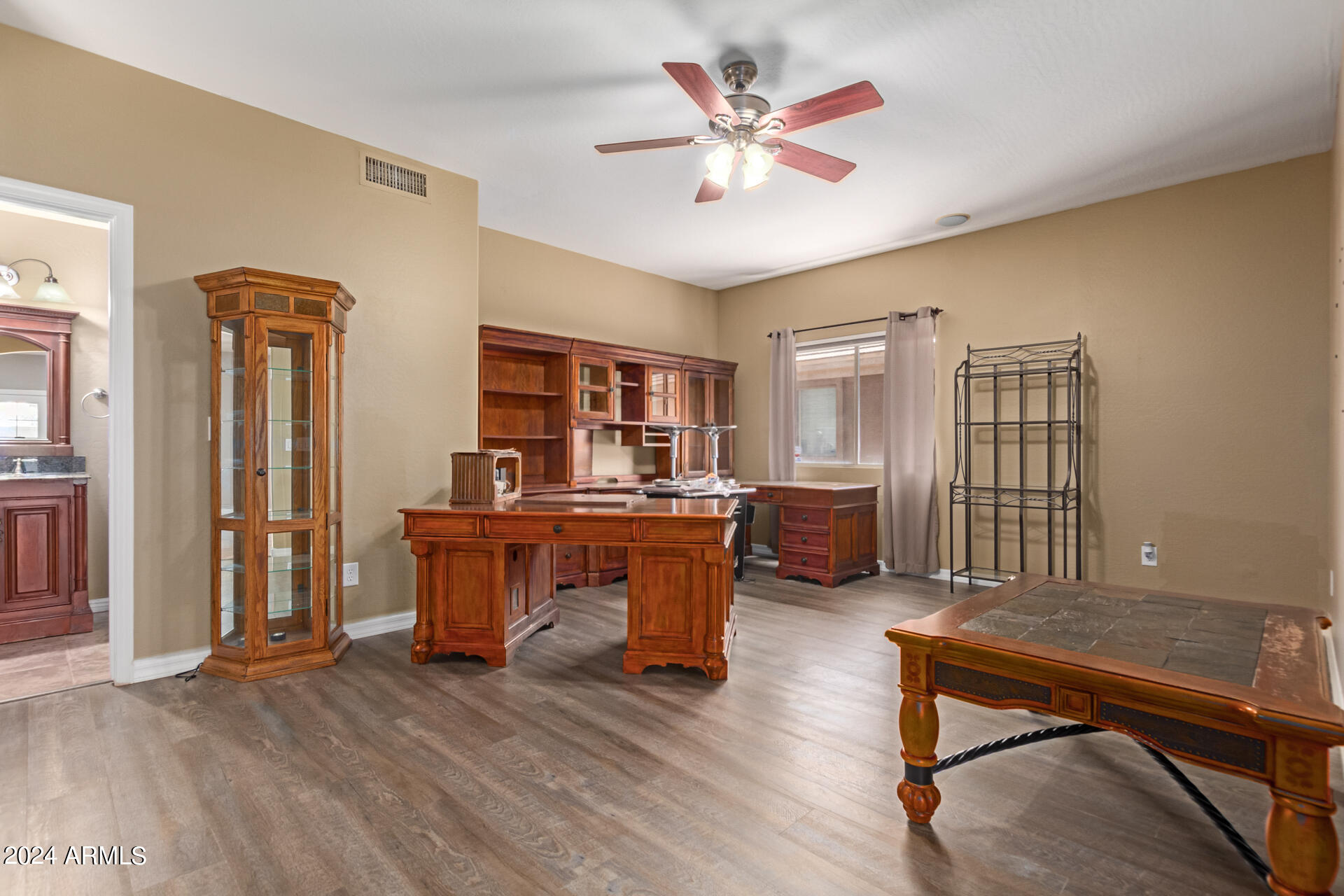 11829 W MONTANA DE ORO Drive